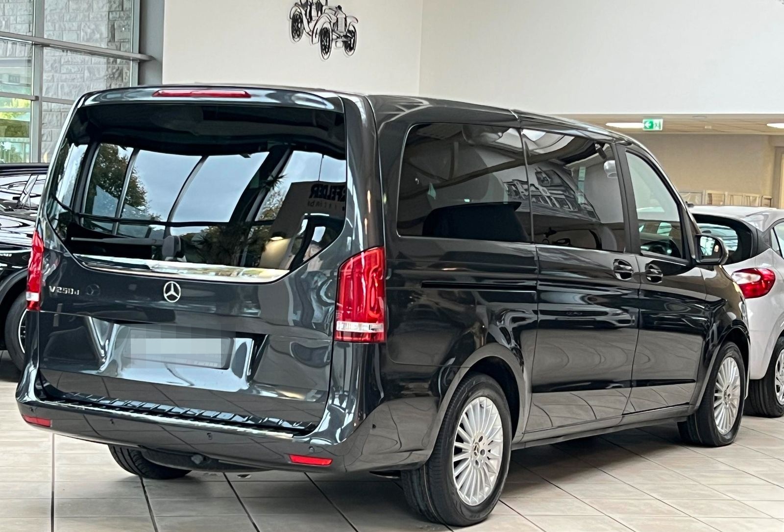 Mercedes-Benz V 250 d Avantgarde lang AHK|Standhz|RFK|7-Sitzer foto 4
