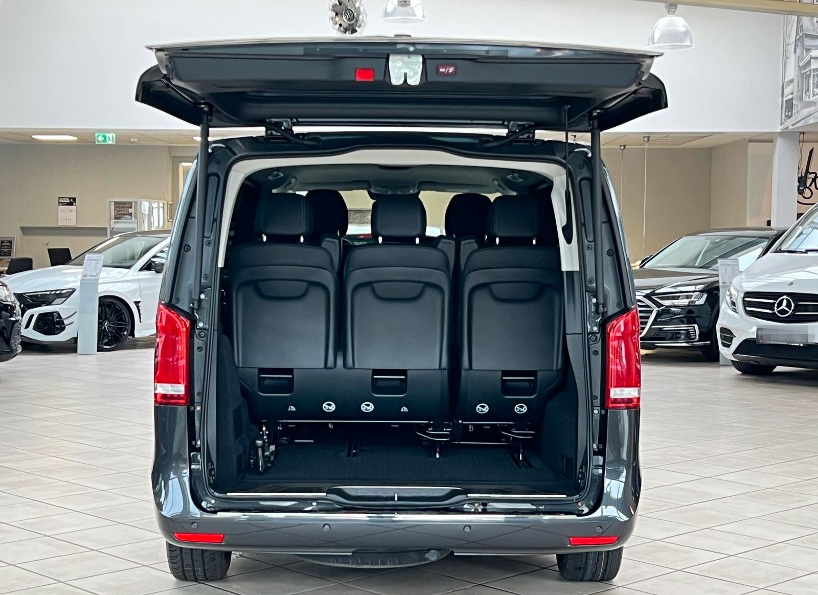 Mercedes-Benz V 250 d Avantgarde lang AHK|Standhz|RFK|7-Sitzer foto 7