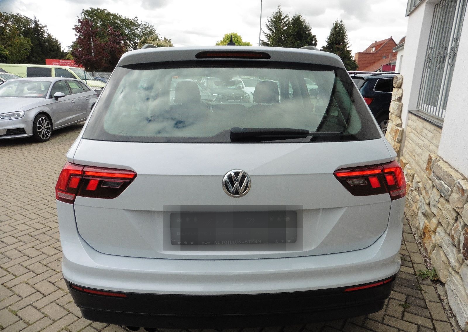Volkswagen Tiguan 1,4 Trendline*LED*NAVI*AHK*PDC*SHZ... foto 4