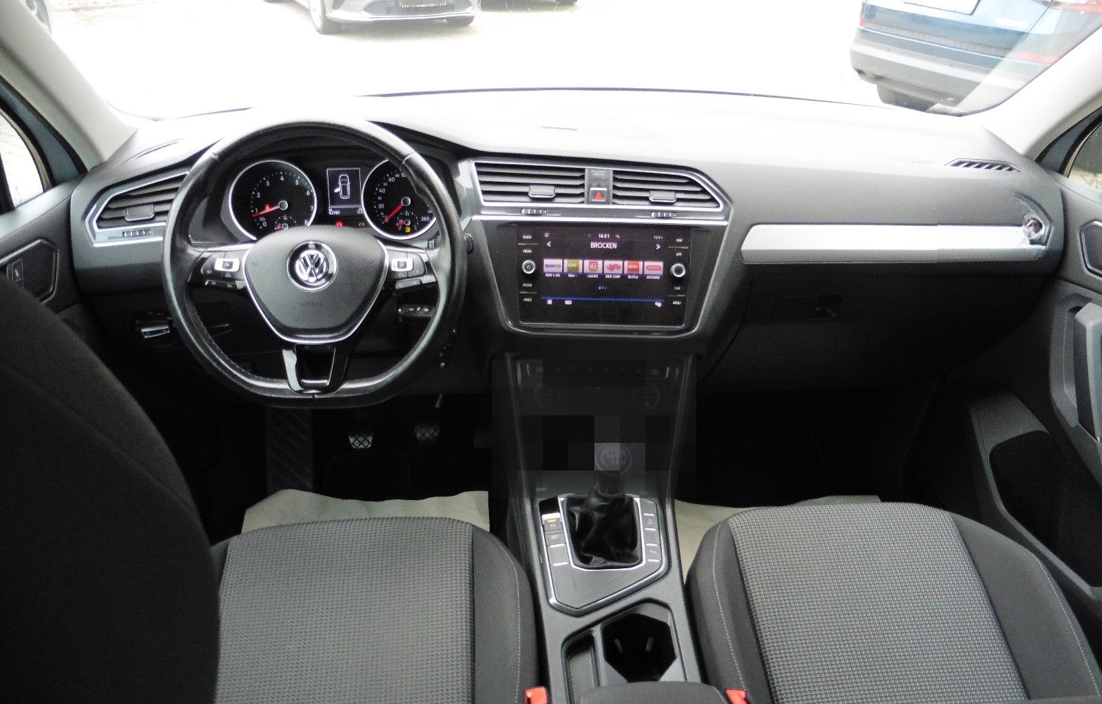 Volkswagen Tiguan 1,4 Trendline*LED*NAVI*AHK*PDC*SHZ... foto 7