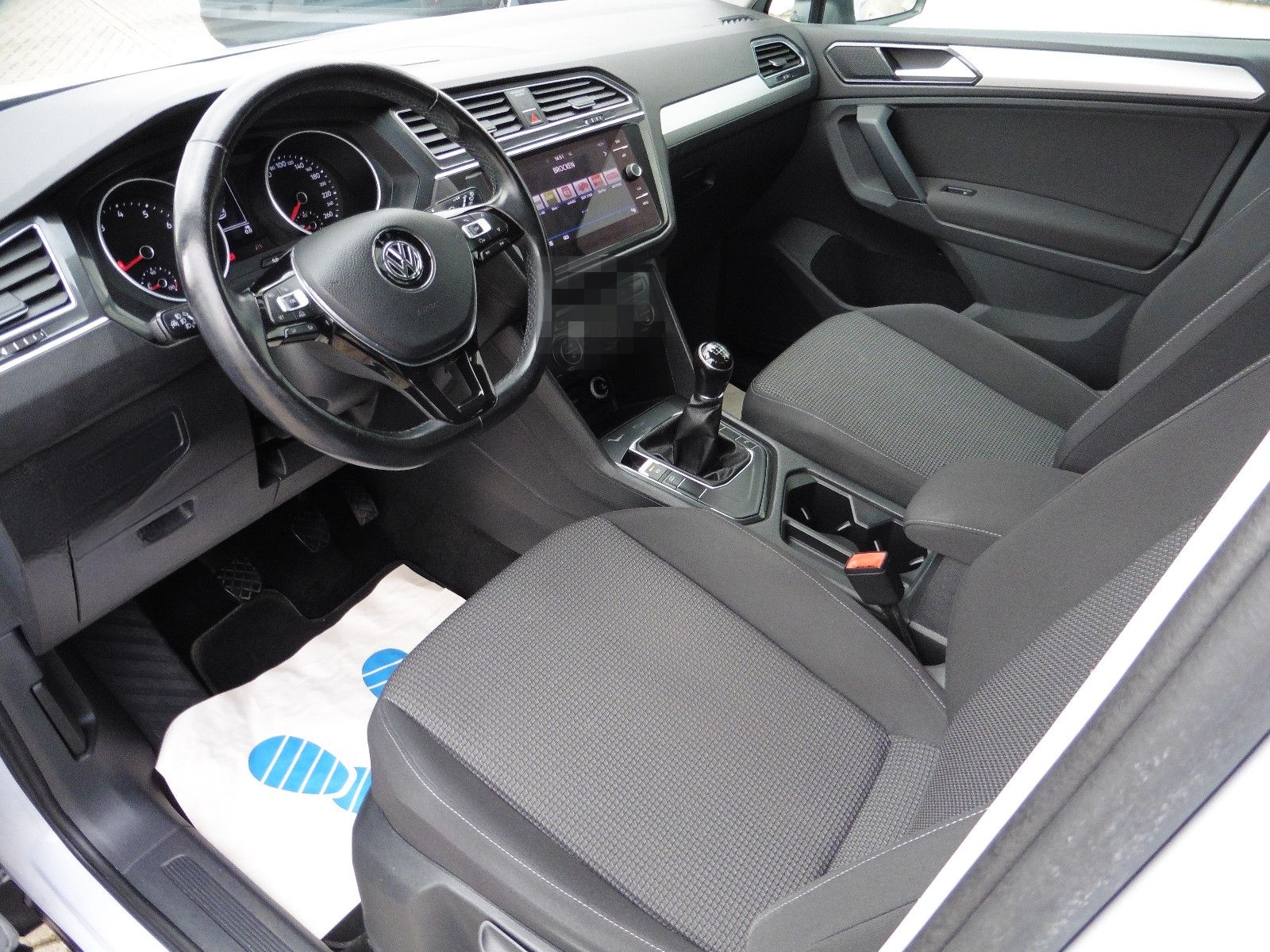 Volkswagen Tiguan 1,4 Trendline*LED*NAVI*AHK*PDC*SHZ... foto 8