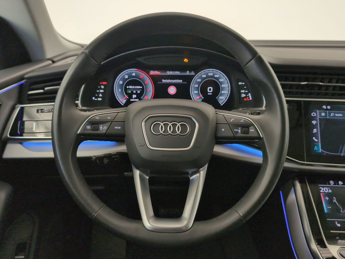 Audi Q8 55 TFSI quattro Navi LED Luftfahrwerk PDC Na foto 5