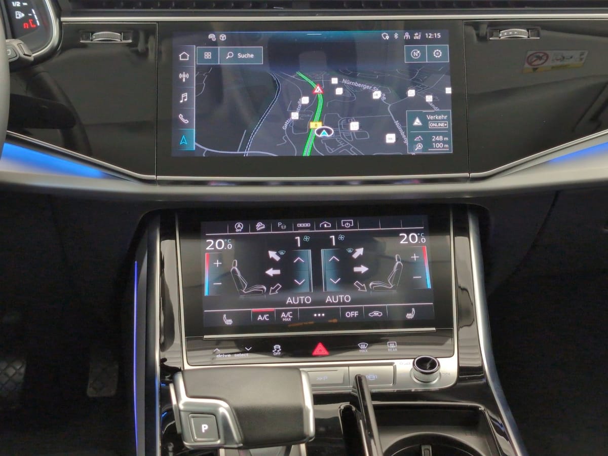 Audi Q8 55 TFSI quattro Navi LED Luftfahrwerk PDC Na foto 6