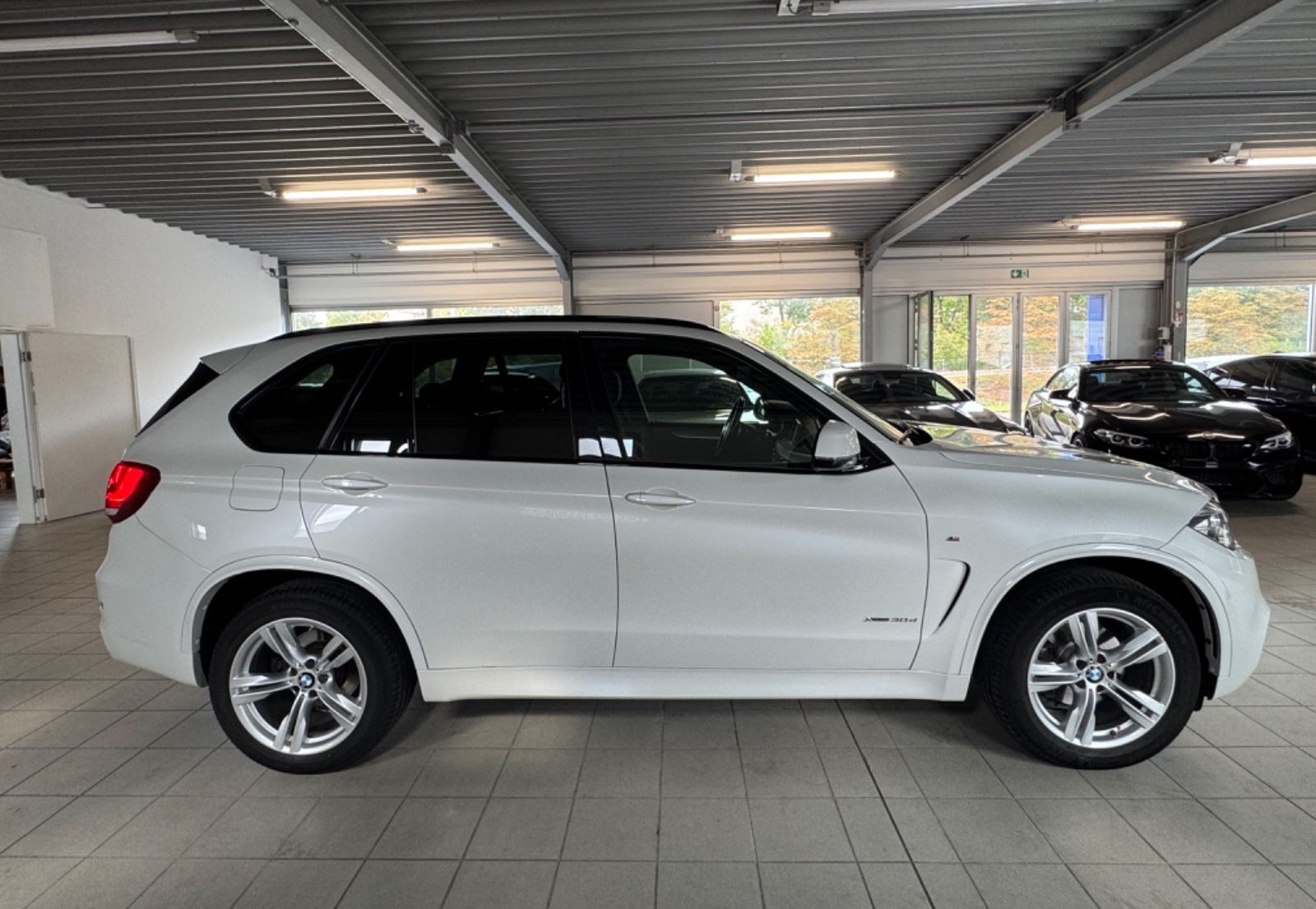 BMW X5 30d M-Sport*Mineralweißmet Individual+1.Hand foto 5