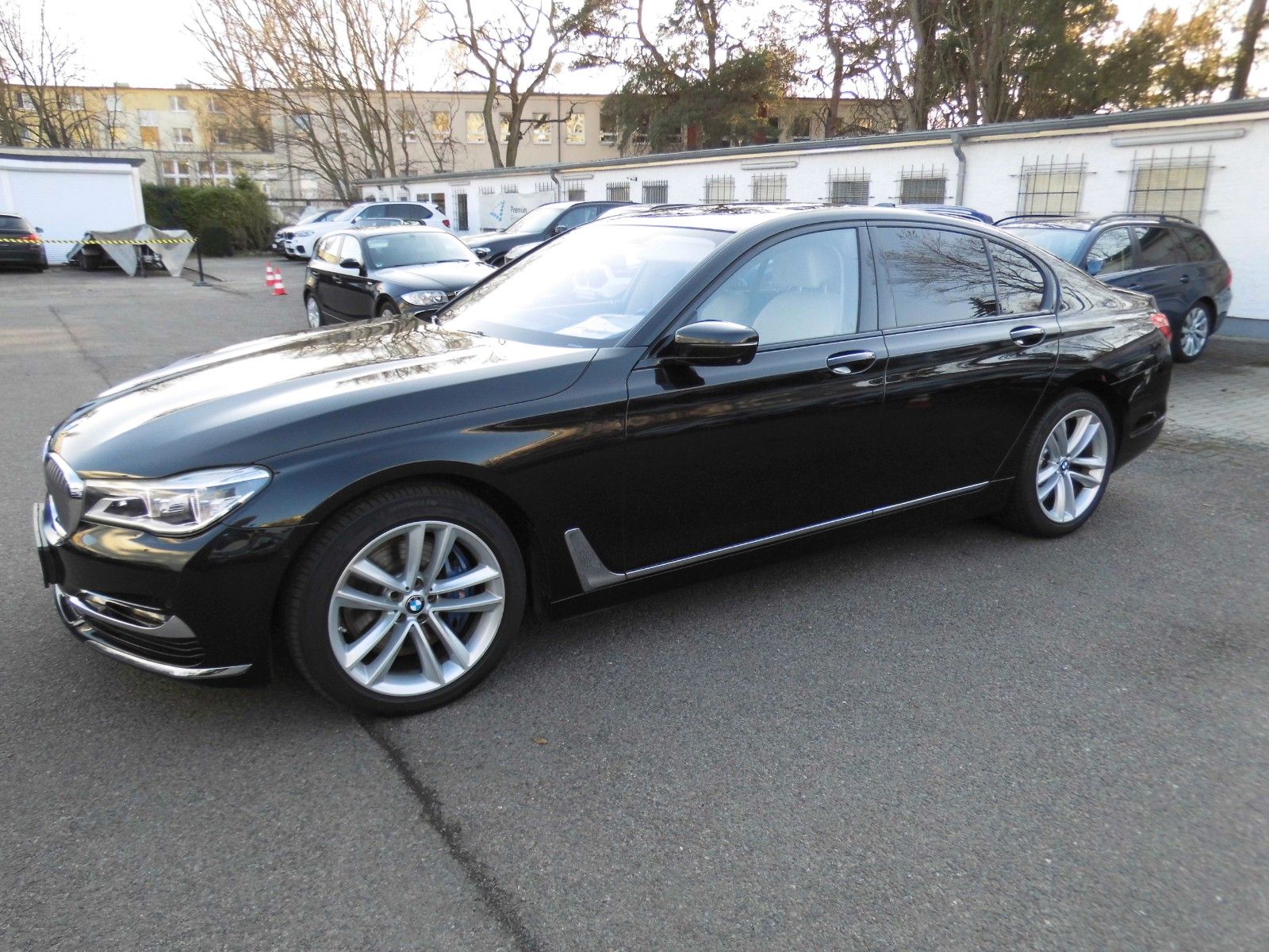 BMW 750 d xDrive Navi Klima Individual foto 2