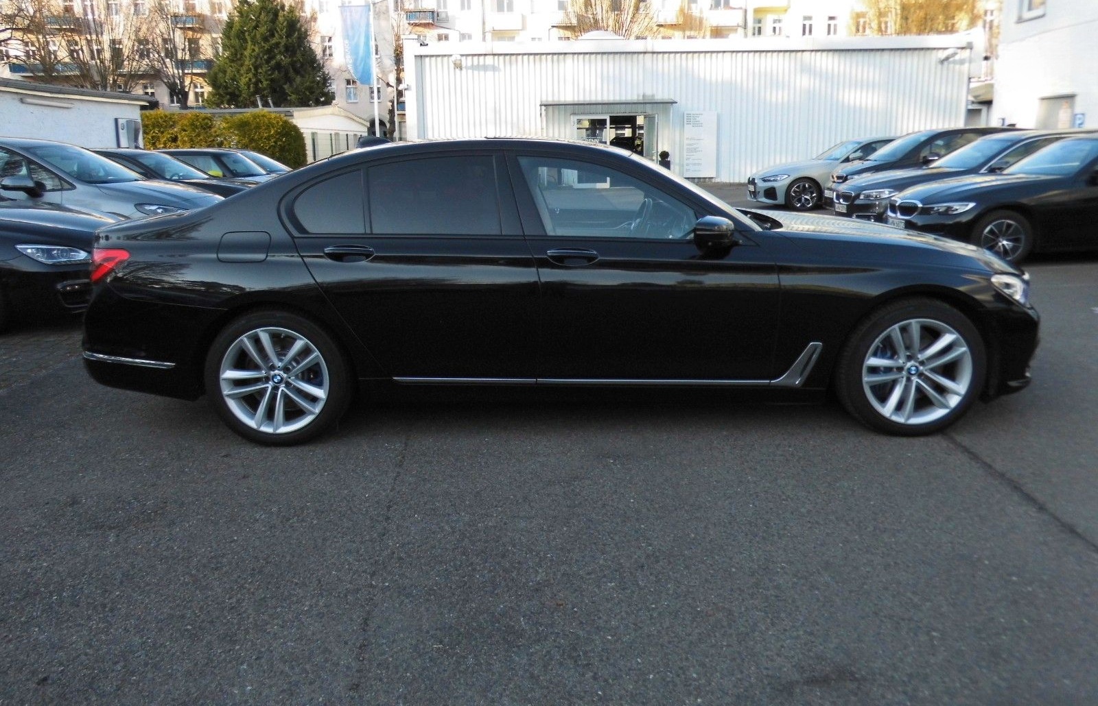 BMW 750 d xDrive Navi Klima Individual foto 3