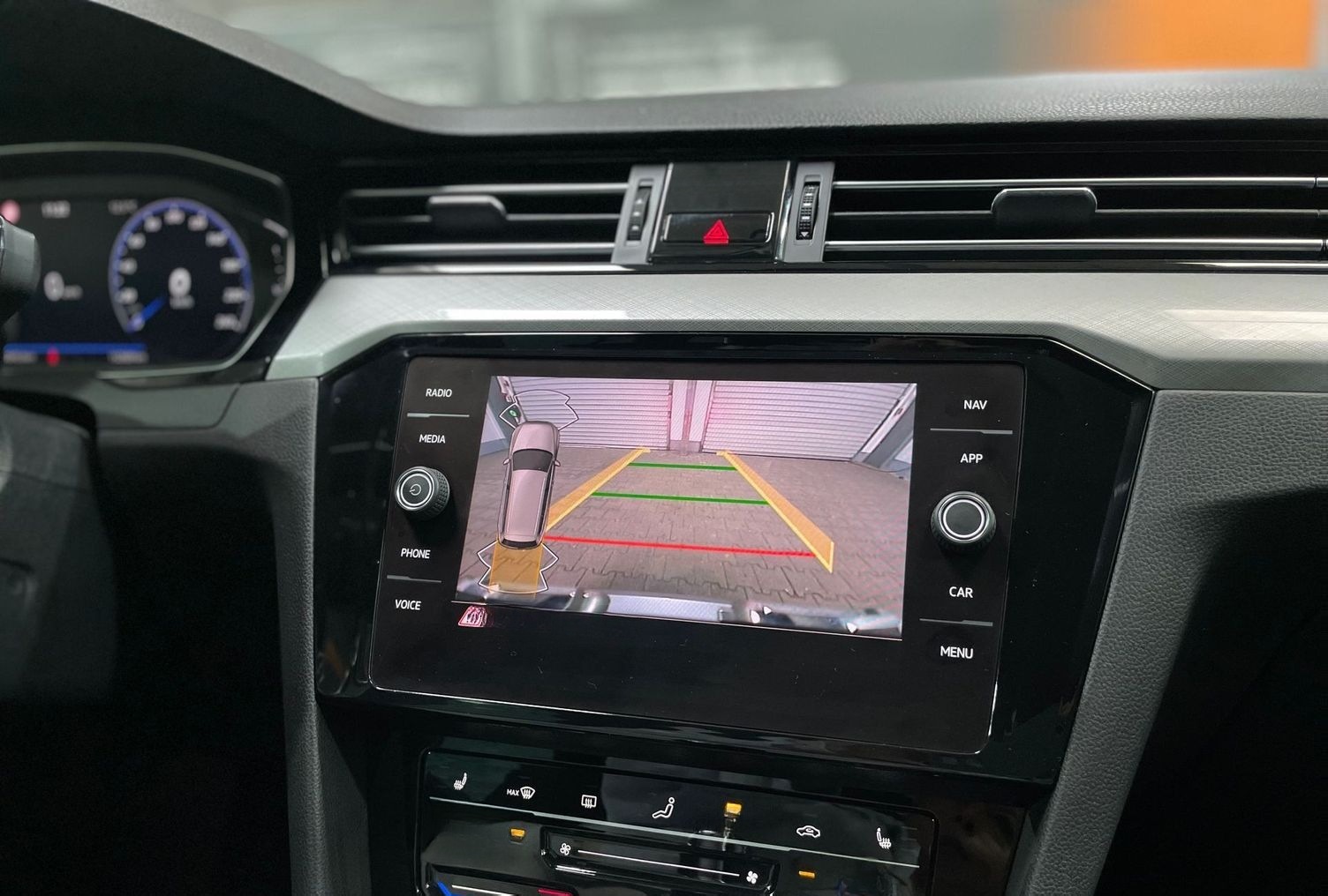 Volkswagen Passat Variant 2.0TDI#DSG#LED#ACC#Kamera#Virtual foto 15