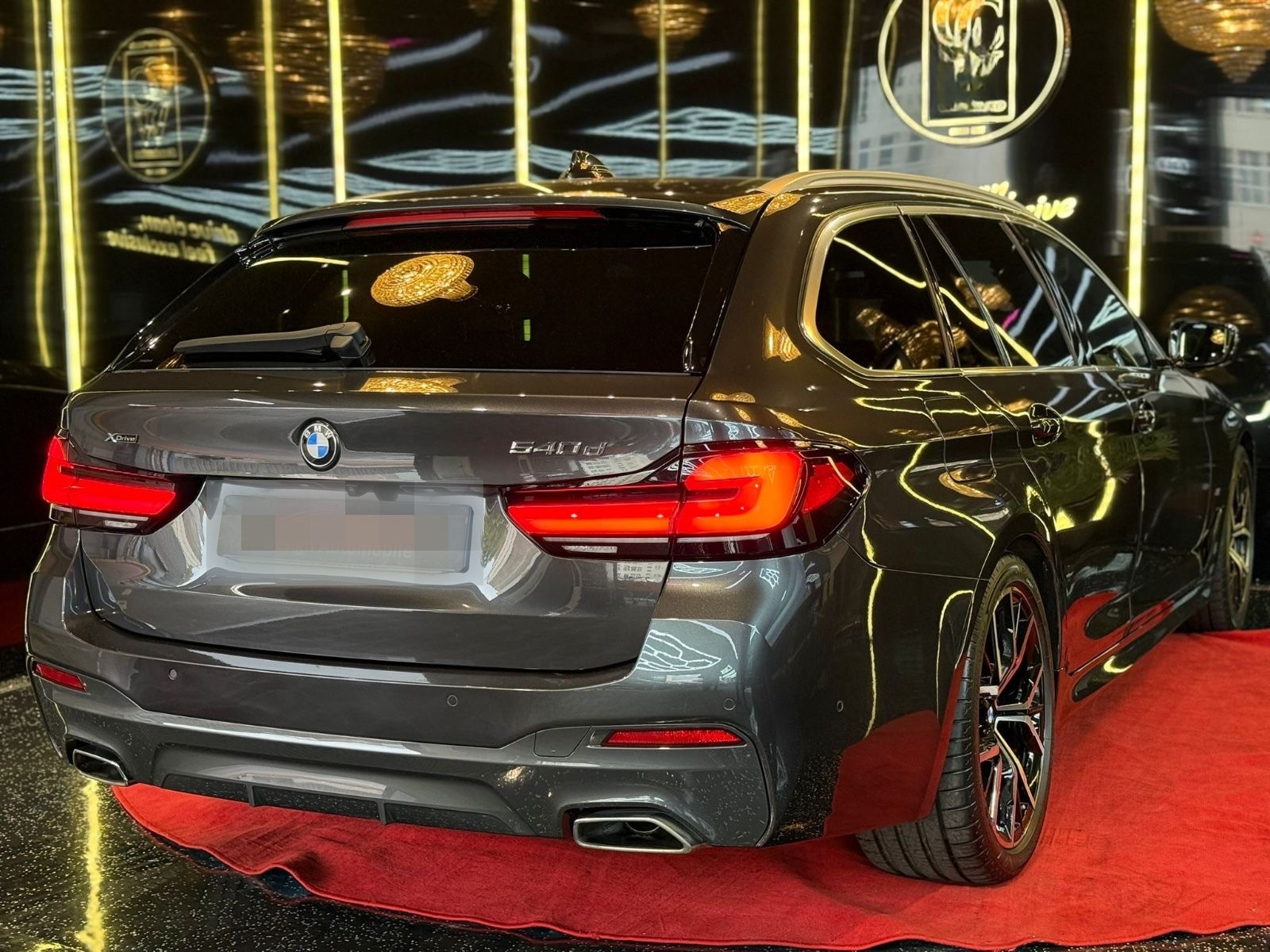 BMW 540 Touring 540 d xDrive M Sport*Panor/Memory* foto 5