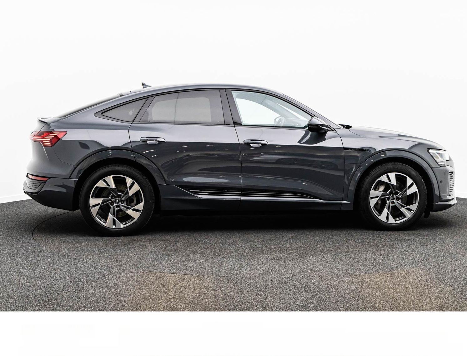 Audi Q8 E-TRON 50 SPORTBACK S LINE BLACK MATRIX/B&O foto 8