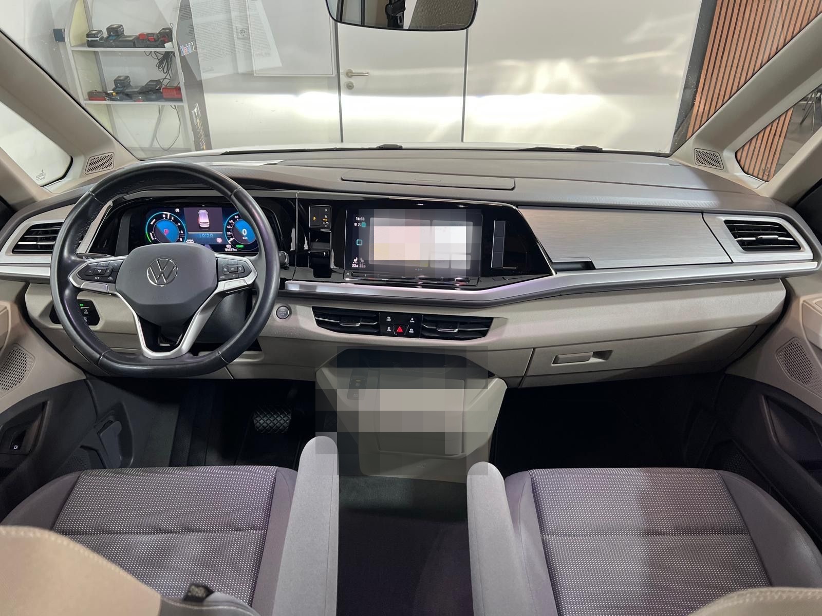 Volkswagen T7 Multivan Life eHybrid/AHK/ACC/PDC/LED/DSG/ foto 10