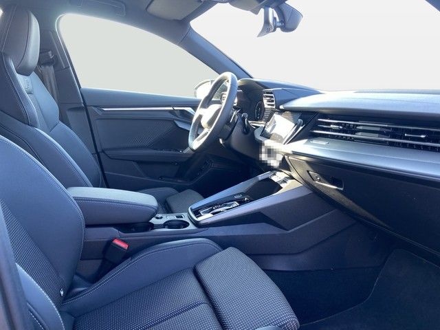 Audi A3 Sportback 45TFSIe S-line Matrix LED Scheinwer foto 13