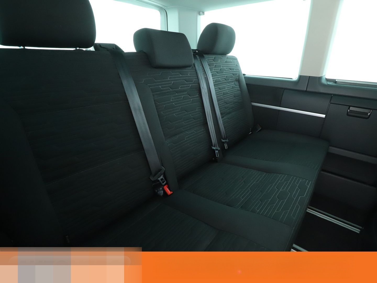 Volkswagen T6 Multivan 2.0 TDI Comfortline FWD Aut.*NAVI* foto 24