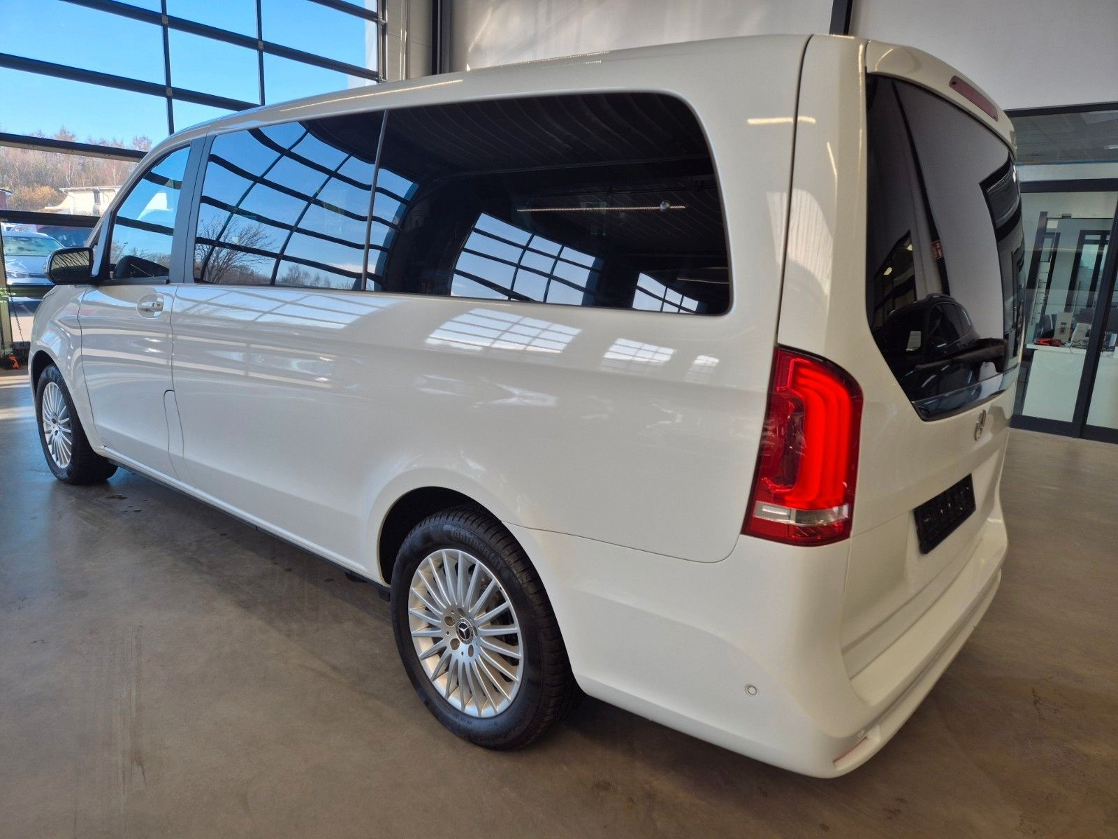 Mercedes-Benz V 250 d EDITION LANG MBUX LED STANDHZ AIRMATIC foto 7