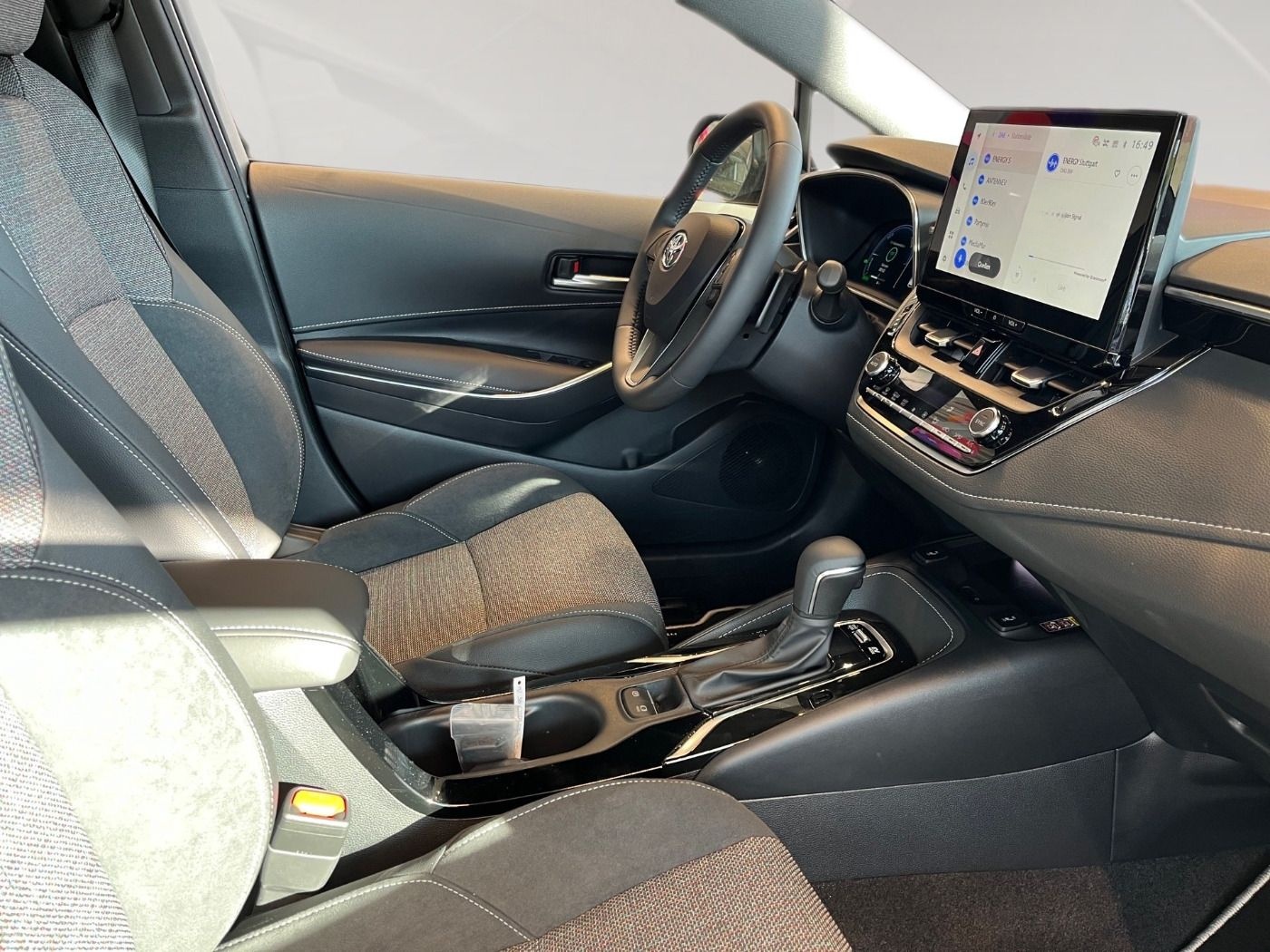 Toyota Corolla 2,0 Hybrid TS Teamplayer mit Technik AUT foto 14