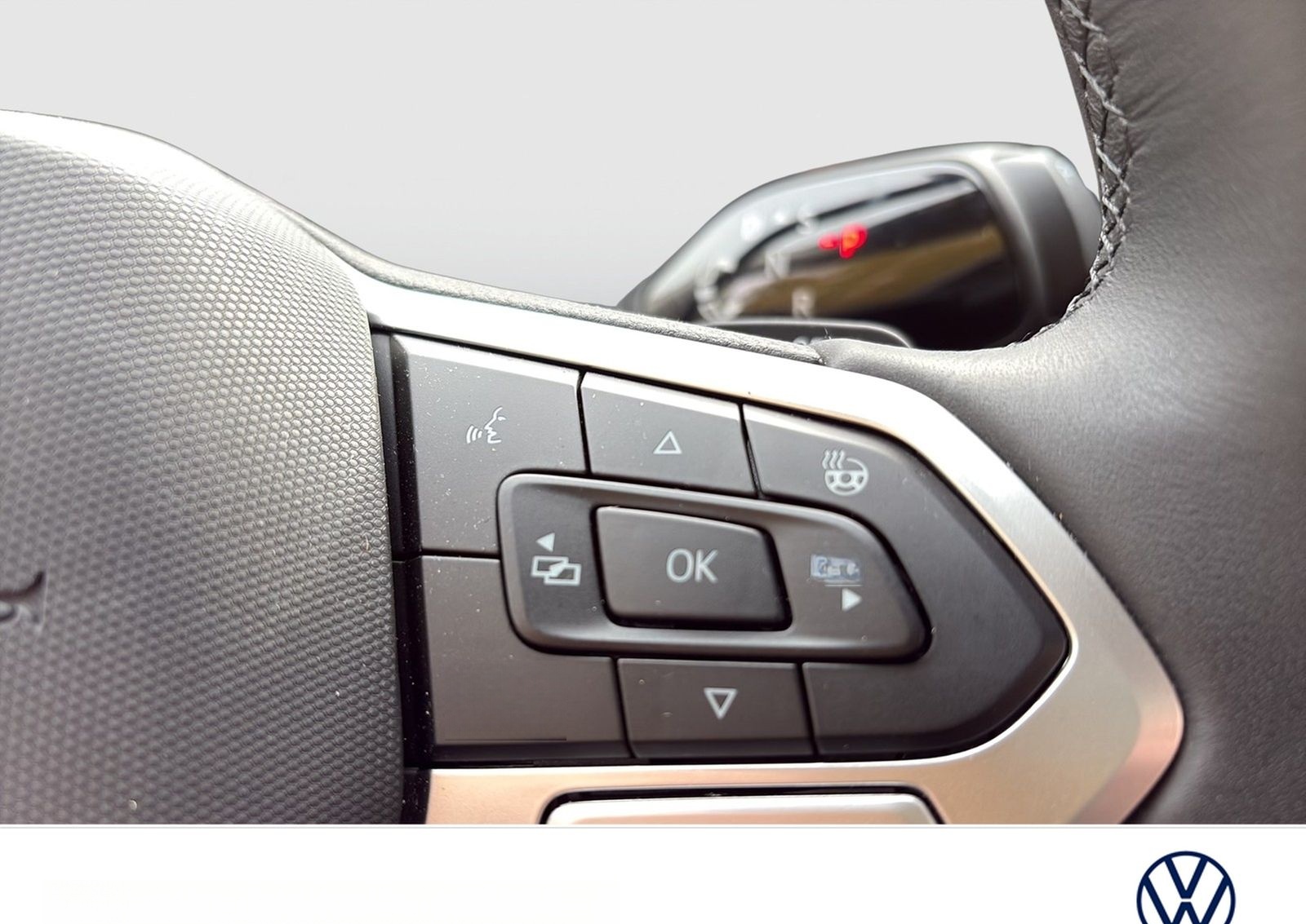Volkswagen Tayron 2.0 LIFE 4X4 AHK CAM ACC LM18 CARPLAY foto 15