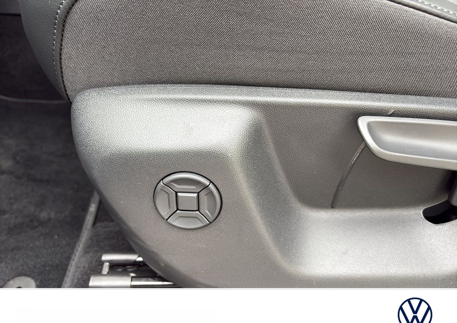 Volkswagen Tayron 2.0 LIFE 4X4 AHK CAM ACC LM18 CARPLAY foto 19