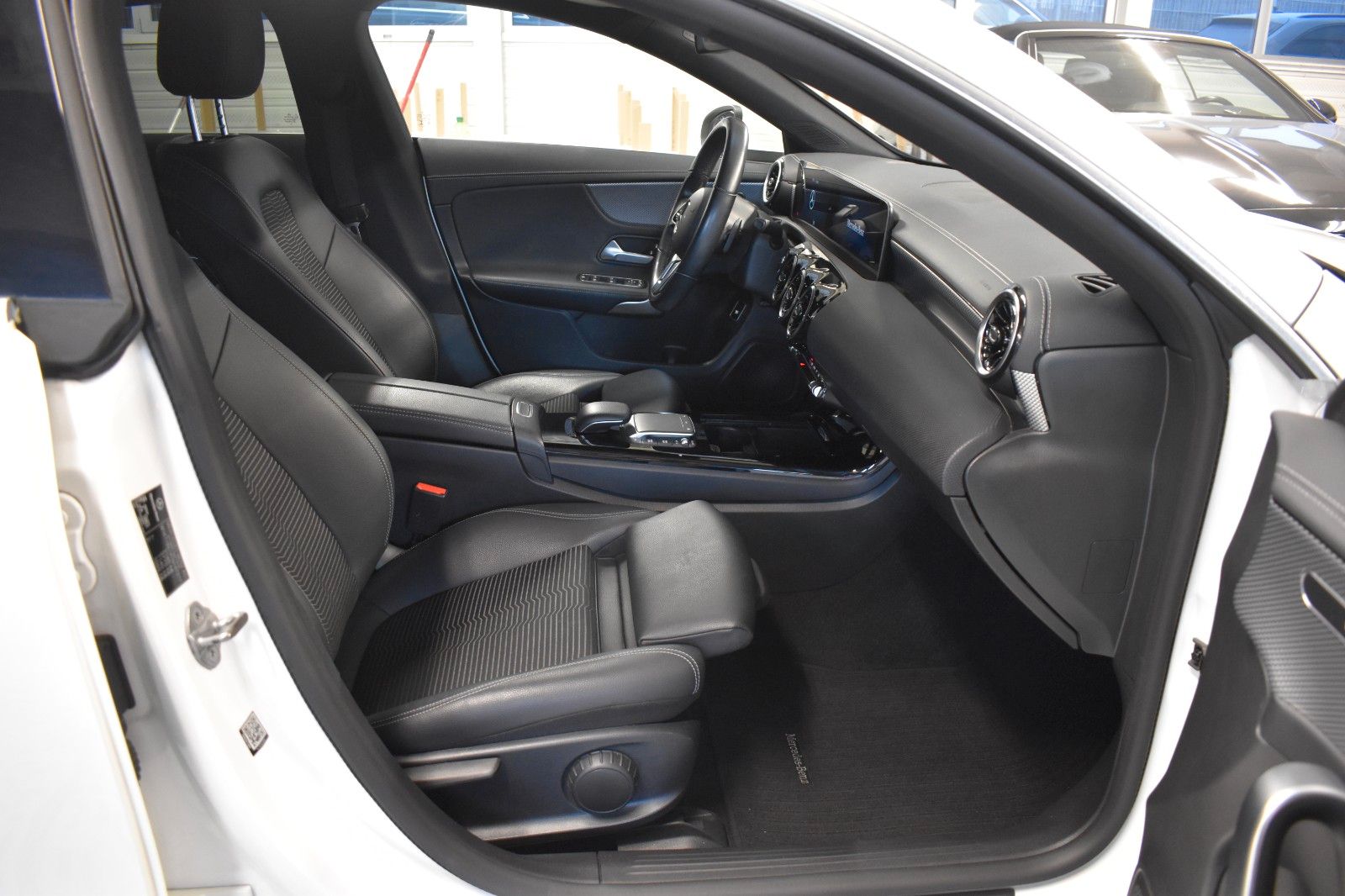 Mercedes-Benz CLA 220 d Shooting Brake*LED*NAVI*SPORT*KAMERA foto 5