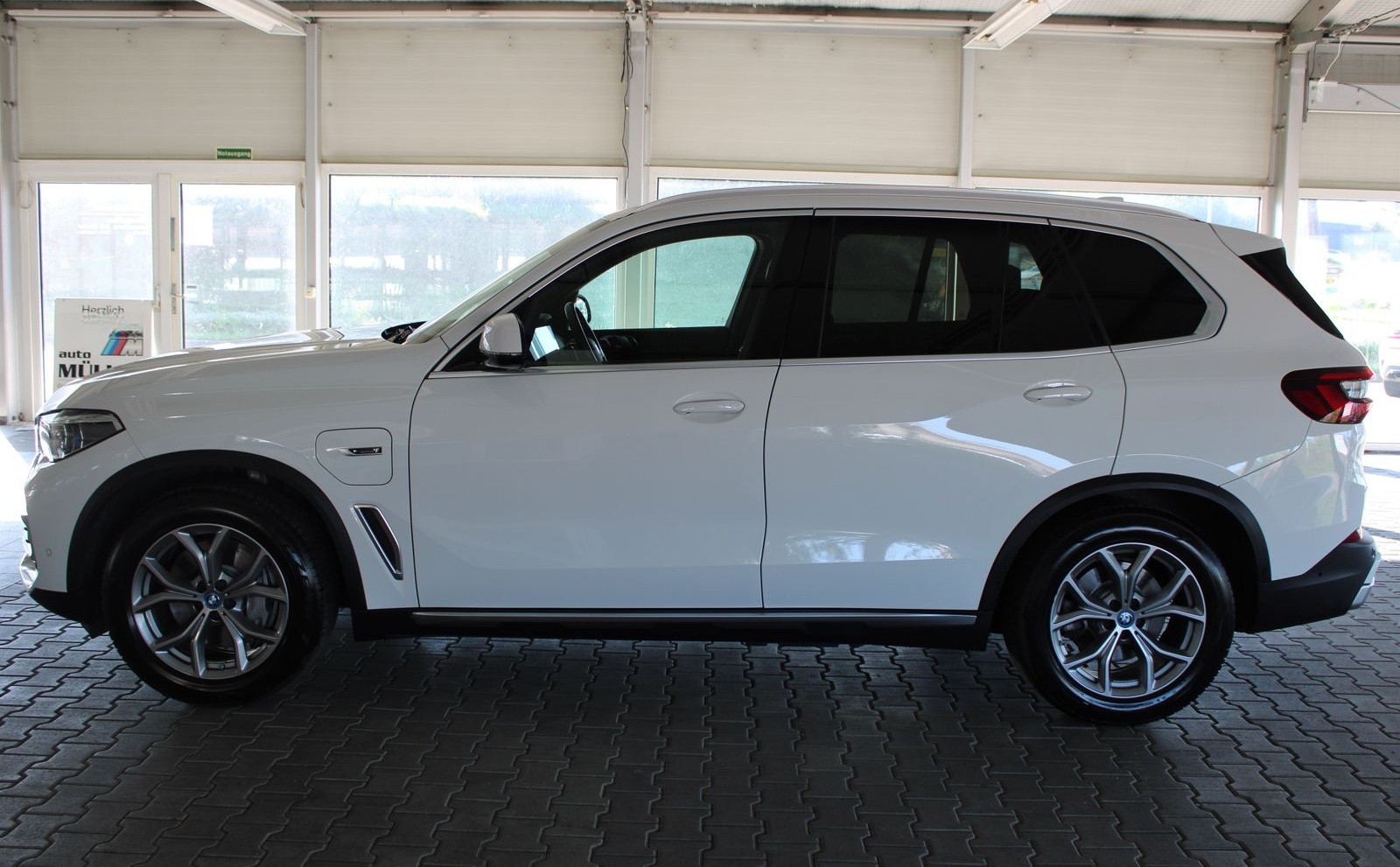 BMW X5 xDrive45e (xLine Head-Up DAB WLAN foto 3