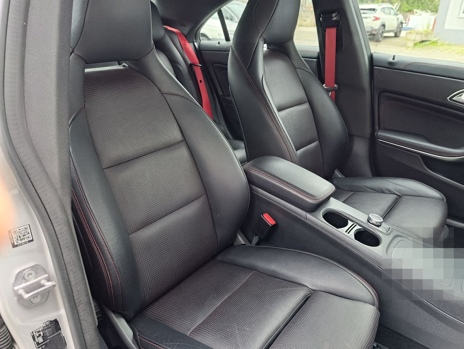 Mercedes-Benz CLA 220 d 4Matic AMG Leder Navi LED Car/Play foto 15