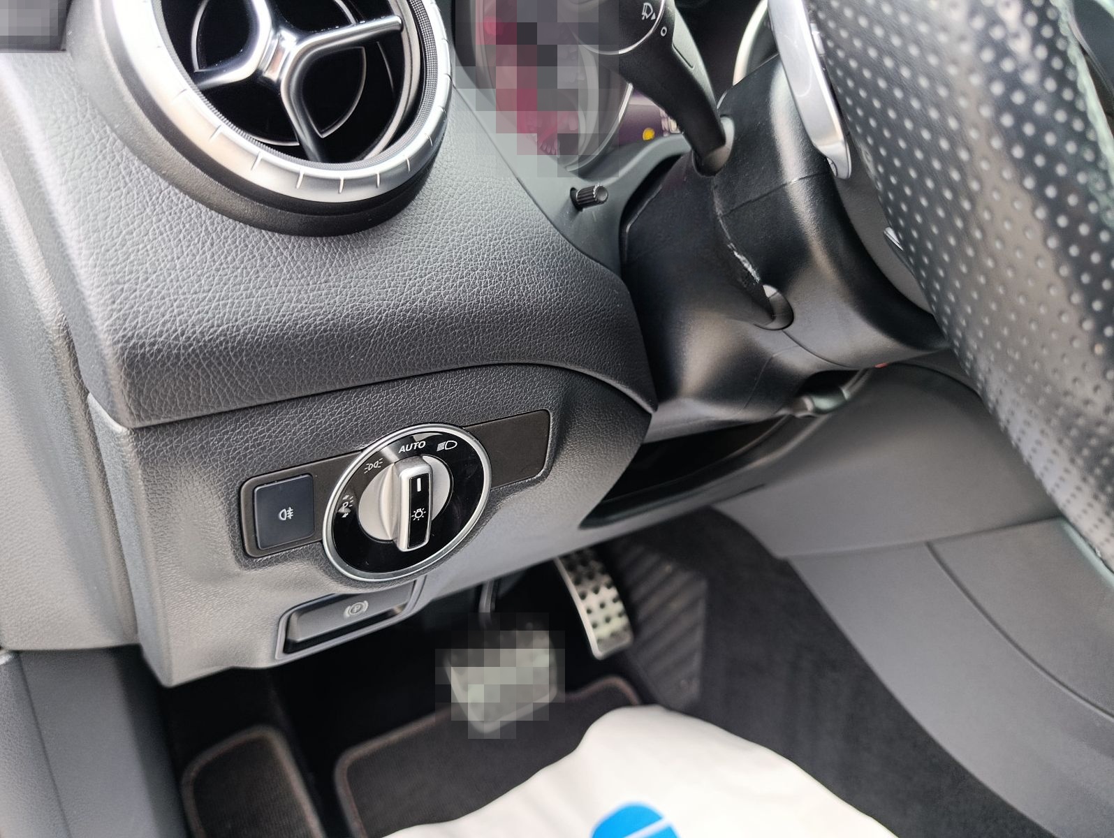 Mercedes-Benz CLA 220 d 4Matic AMG Leder Navi LED Car/Play foto 23