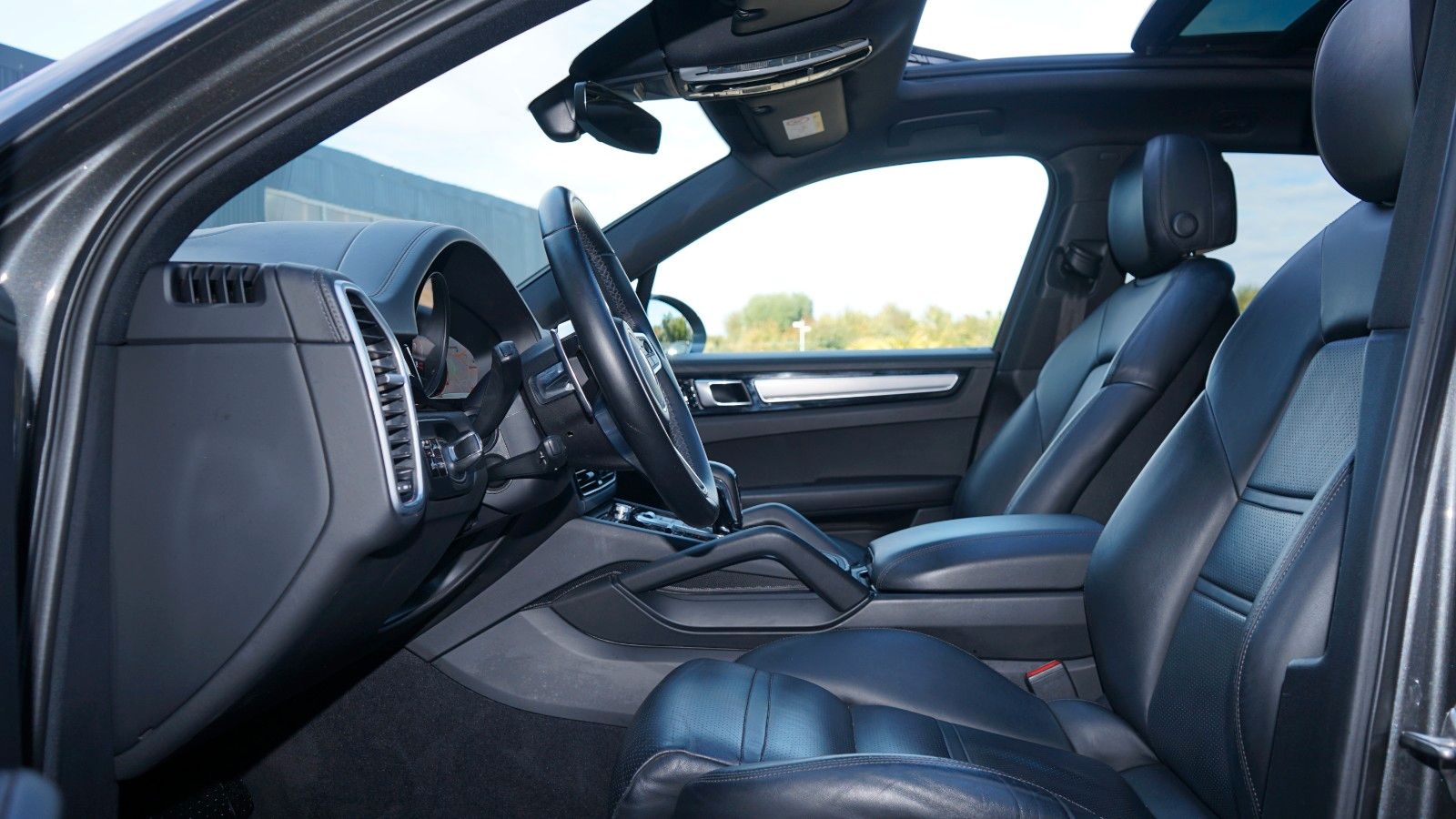 Porsche CAYENNE FACELIFT*ACC*PANO*HUD*22"ALU*KEYLESS foto 6