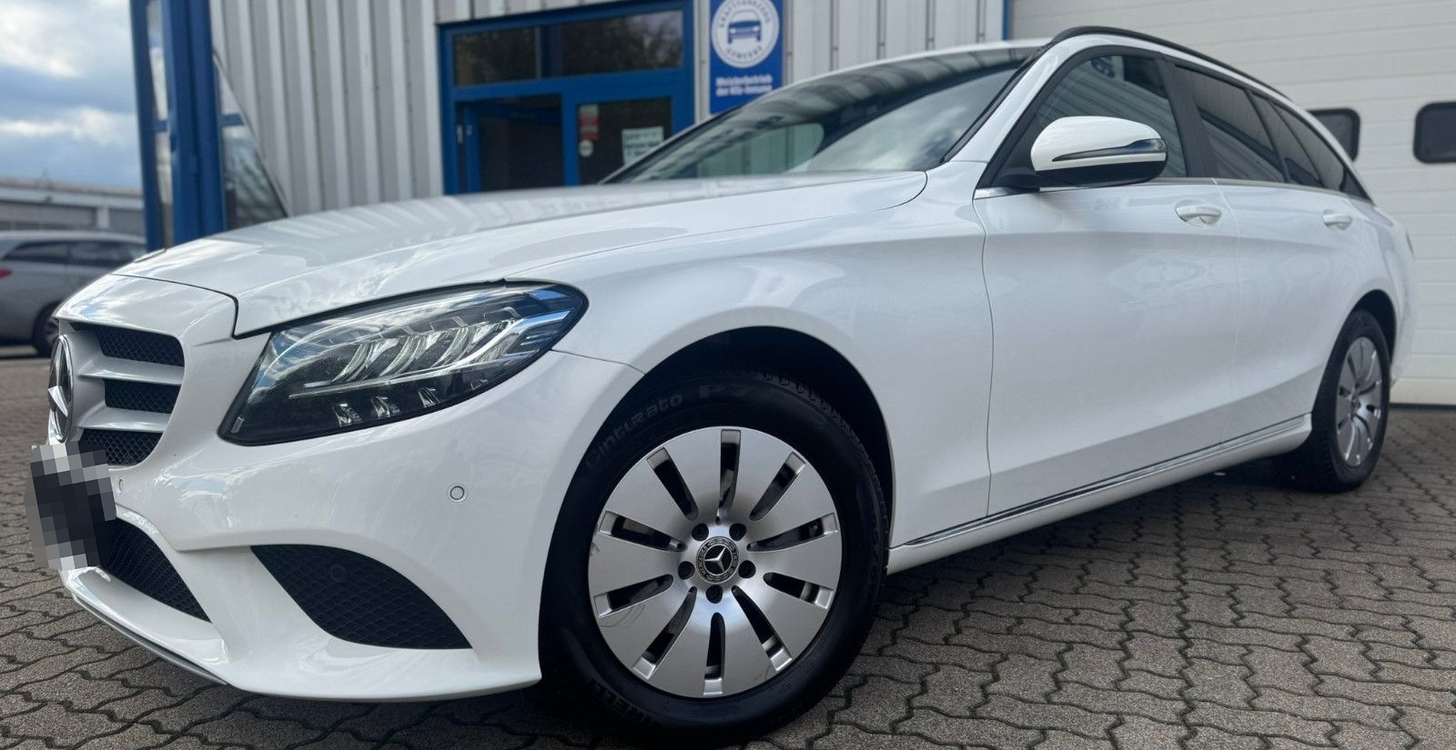 Mercedes-Benz C180 | AUT | LED | NAVI | KAMERA |ERGONOMIEPAKET foto 3