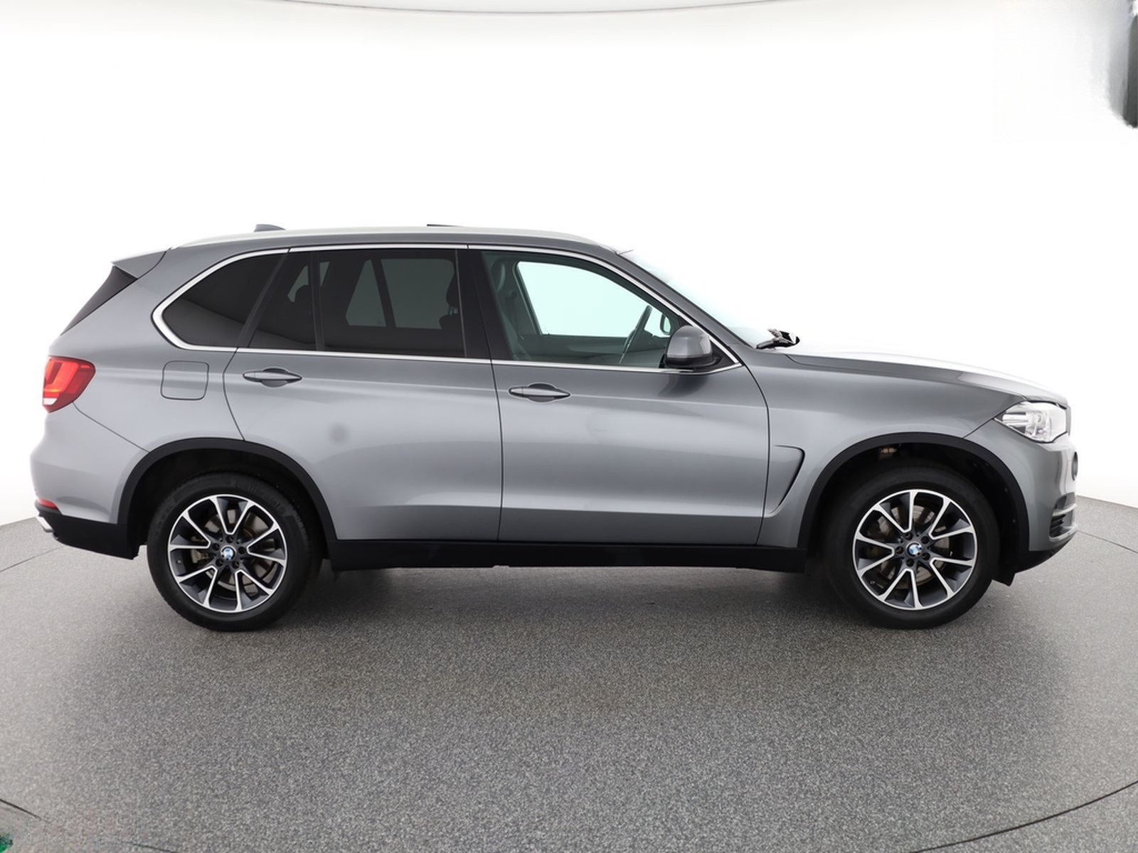 BMW X5 xDrive35i CHROME LINE HUD,MEMORY,AHK,KAMERA foto 6