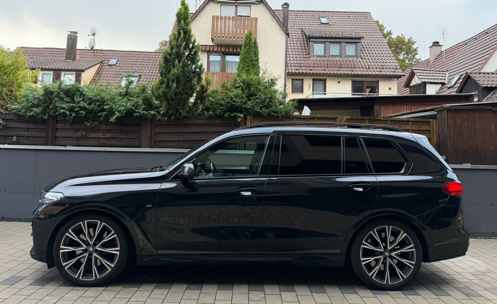 BMW X7 M50 i 6- SITZE/FONDENTERTAINMENT/MEGAVOLL foto 4