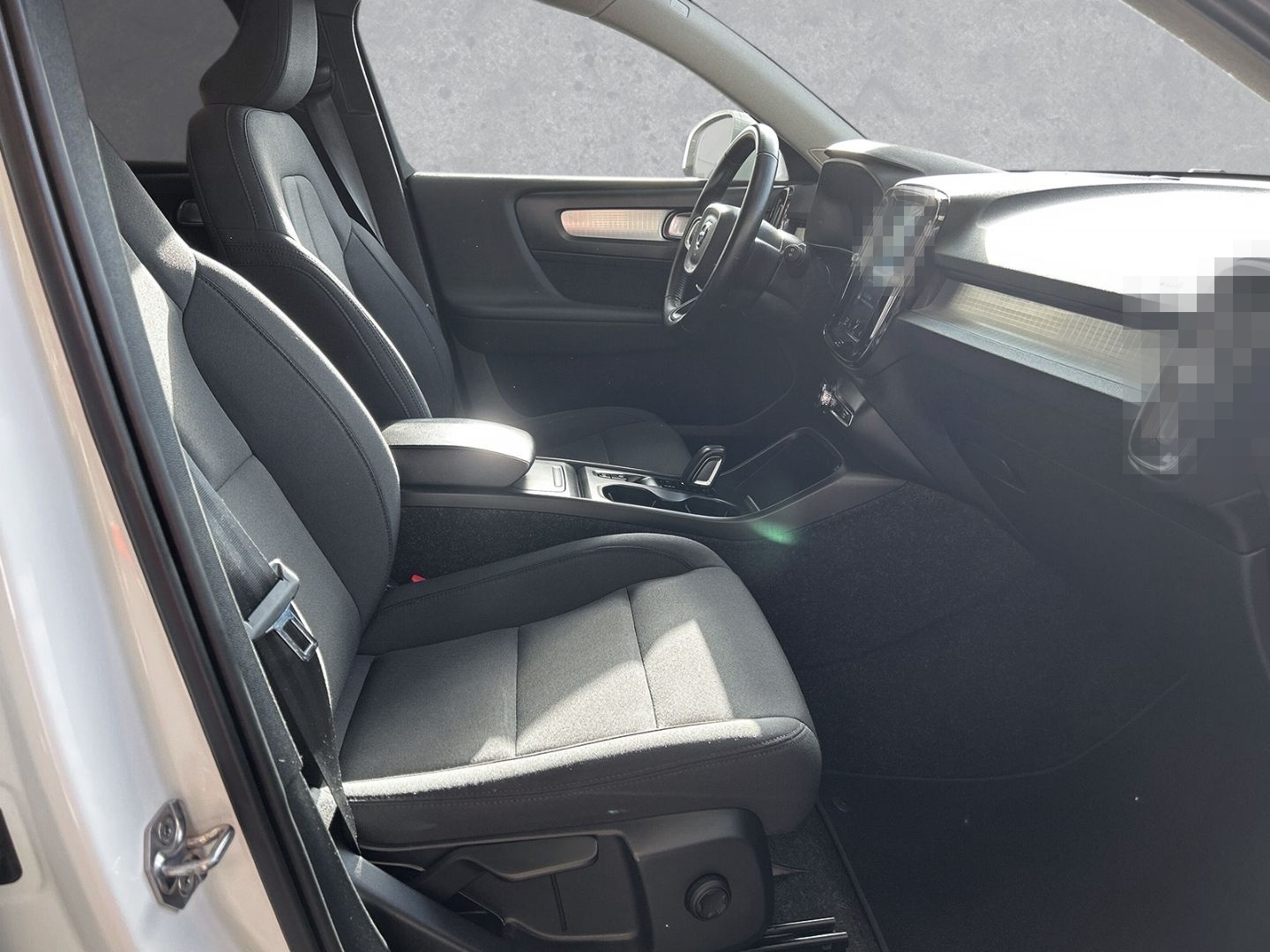 Volvo XC40 Momentum Pro AWD D3 EU6d-T Winter-Paket Cit foto 3