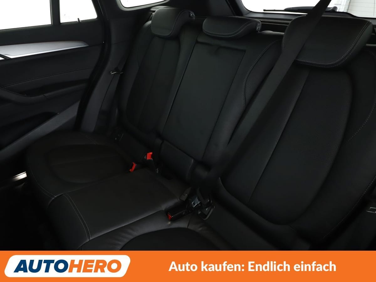 BMW X1 xDrive 20i M Sport Aut. NAVI LED HUD CAM PDC foto 14