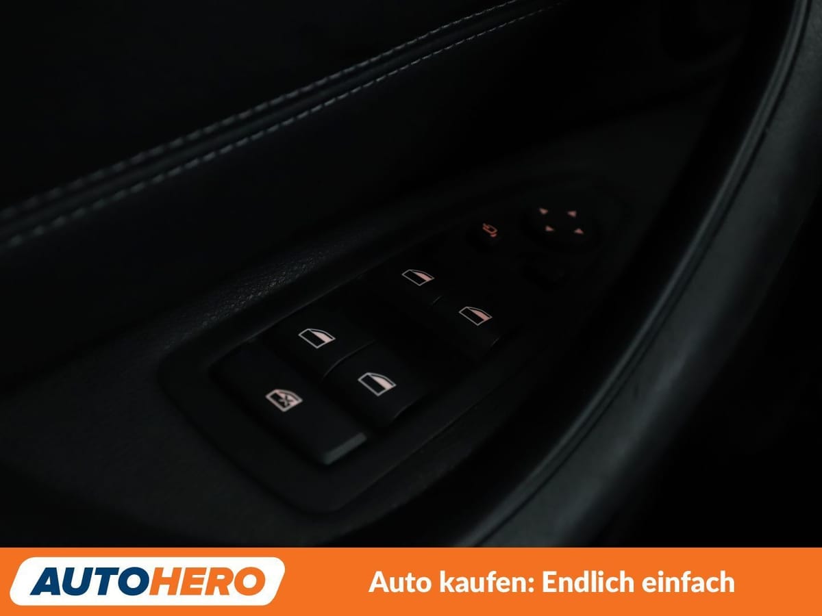BMW X1 xDrive 20i M Sport Aut. NAVI LED HUD CAM PDC foto 25