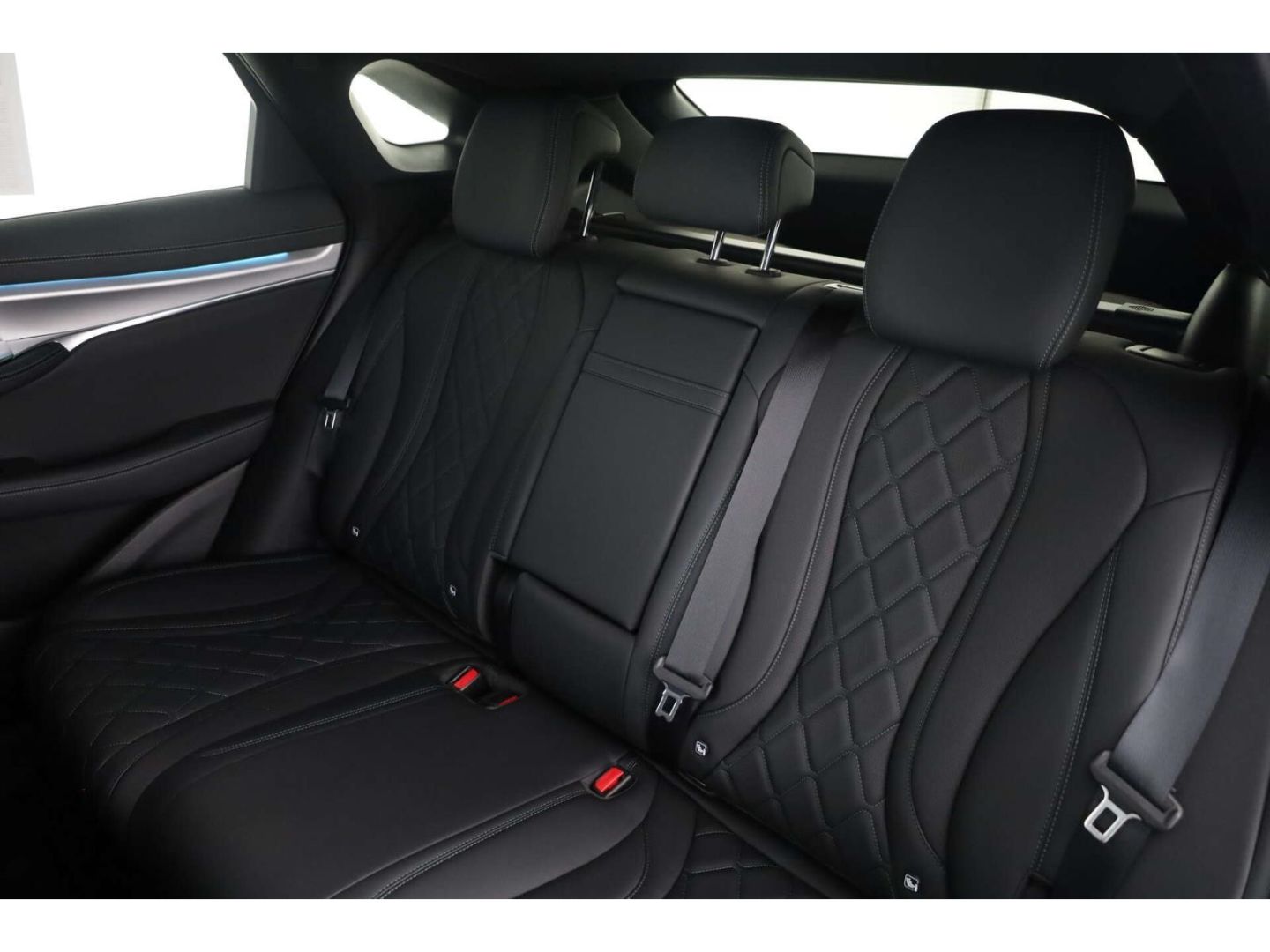 BYD SEALION 7 Elektro Design AWD LP: 57.899,- /Pano/ foto 11