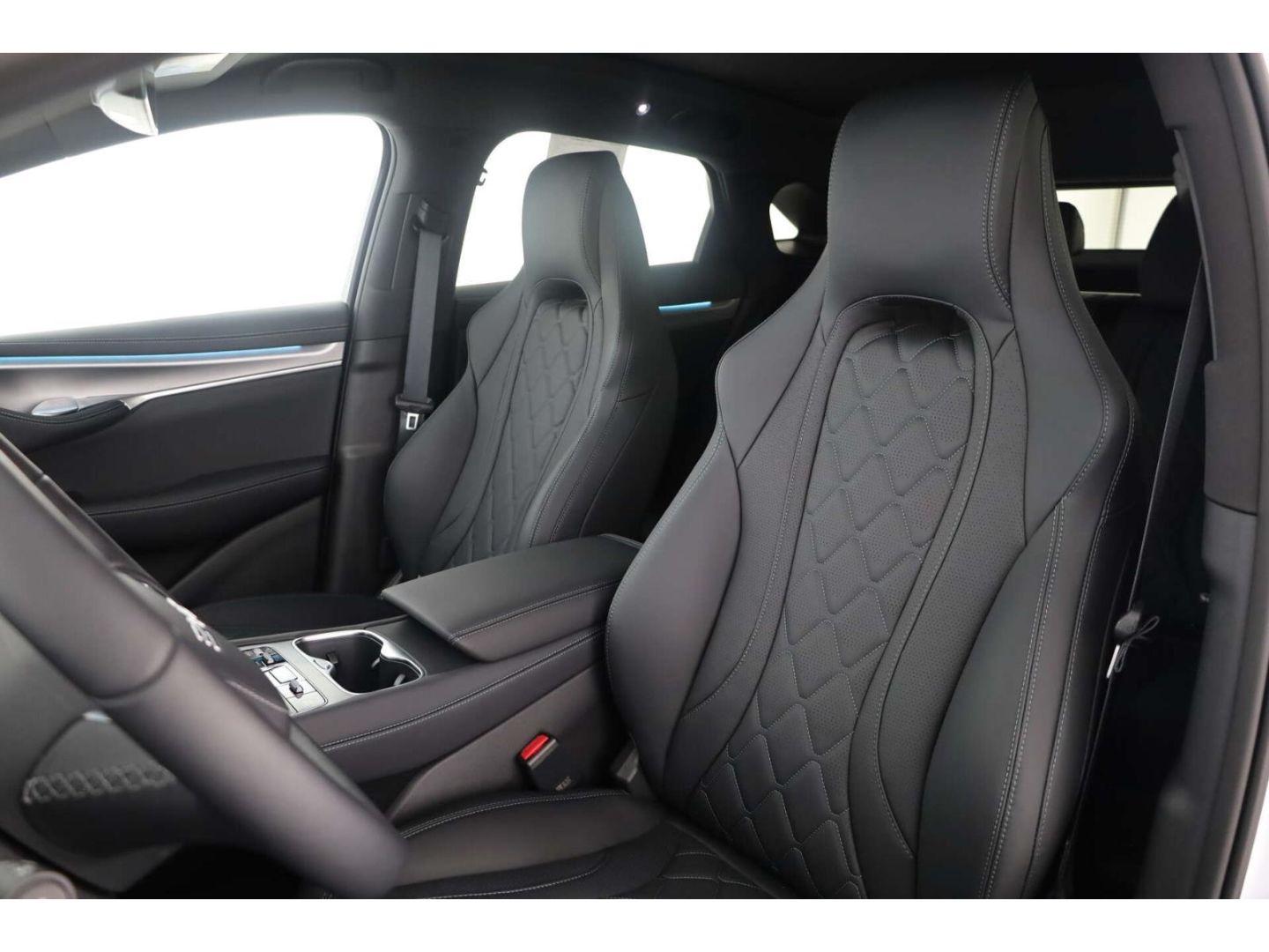 BYD SEALION 7 Elektro Design AWD LP: 57.899,- /Pano/ foto 10