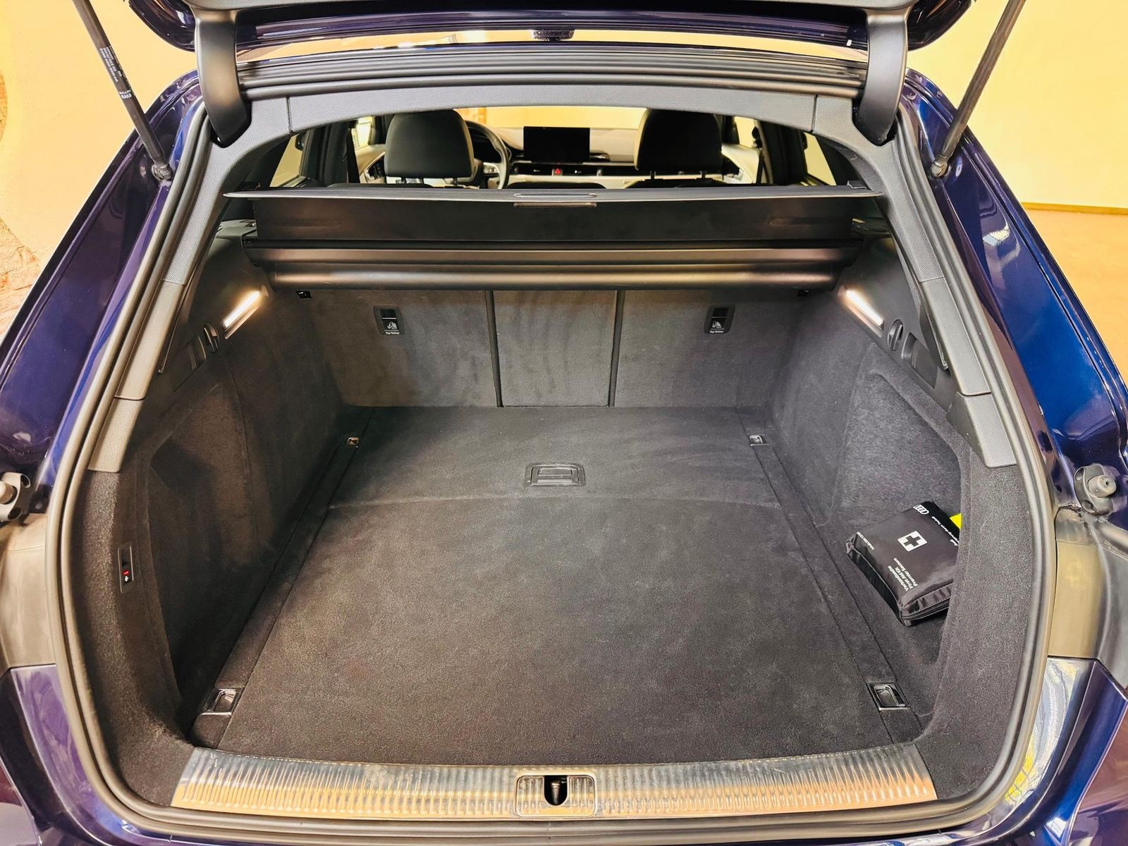 Audi S4 Avant quattro Matrix PDach B&O 360° el.Klappe foto 18