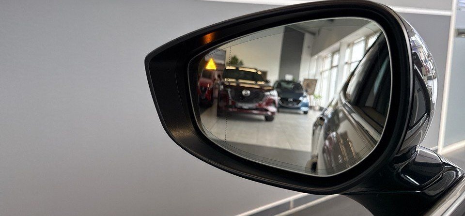 Mazda 3 2.5L e-SKYACTIV G 140ps 6AT FWD Nagisa foto 13