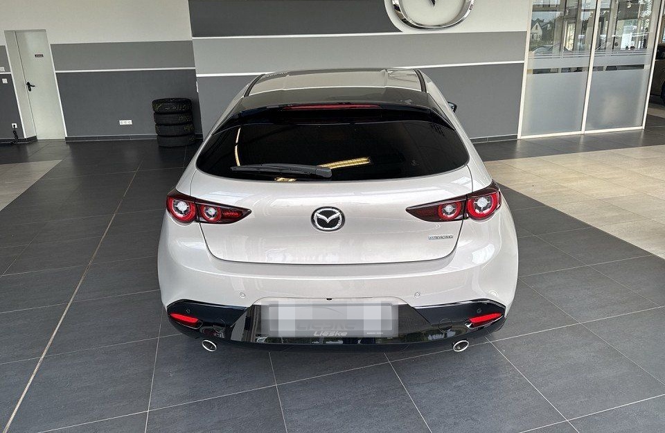 Mazda 3 2.5L e-SKYACTIV G 140ps 6AT FWD Nagisa foto 3