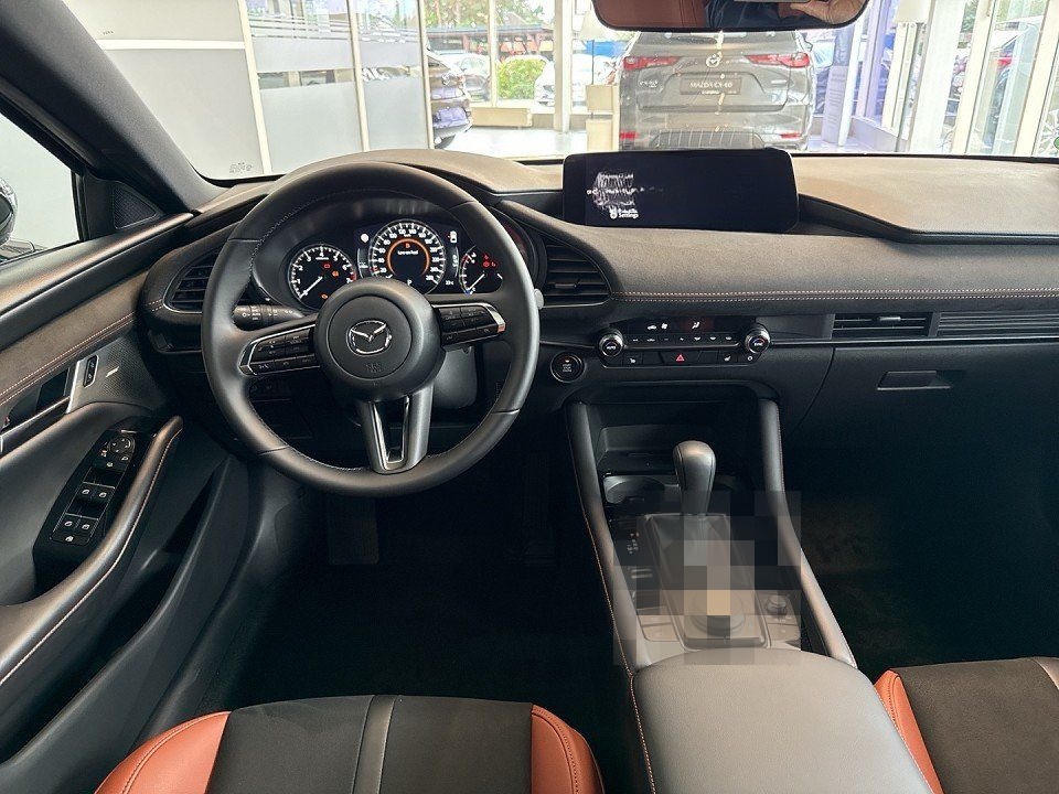 Mazda 3 2.5L e-SKYACTIV G 140ps 6AT FWD Nagisa foto 6