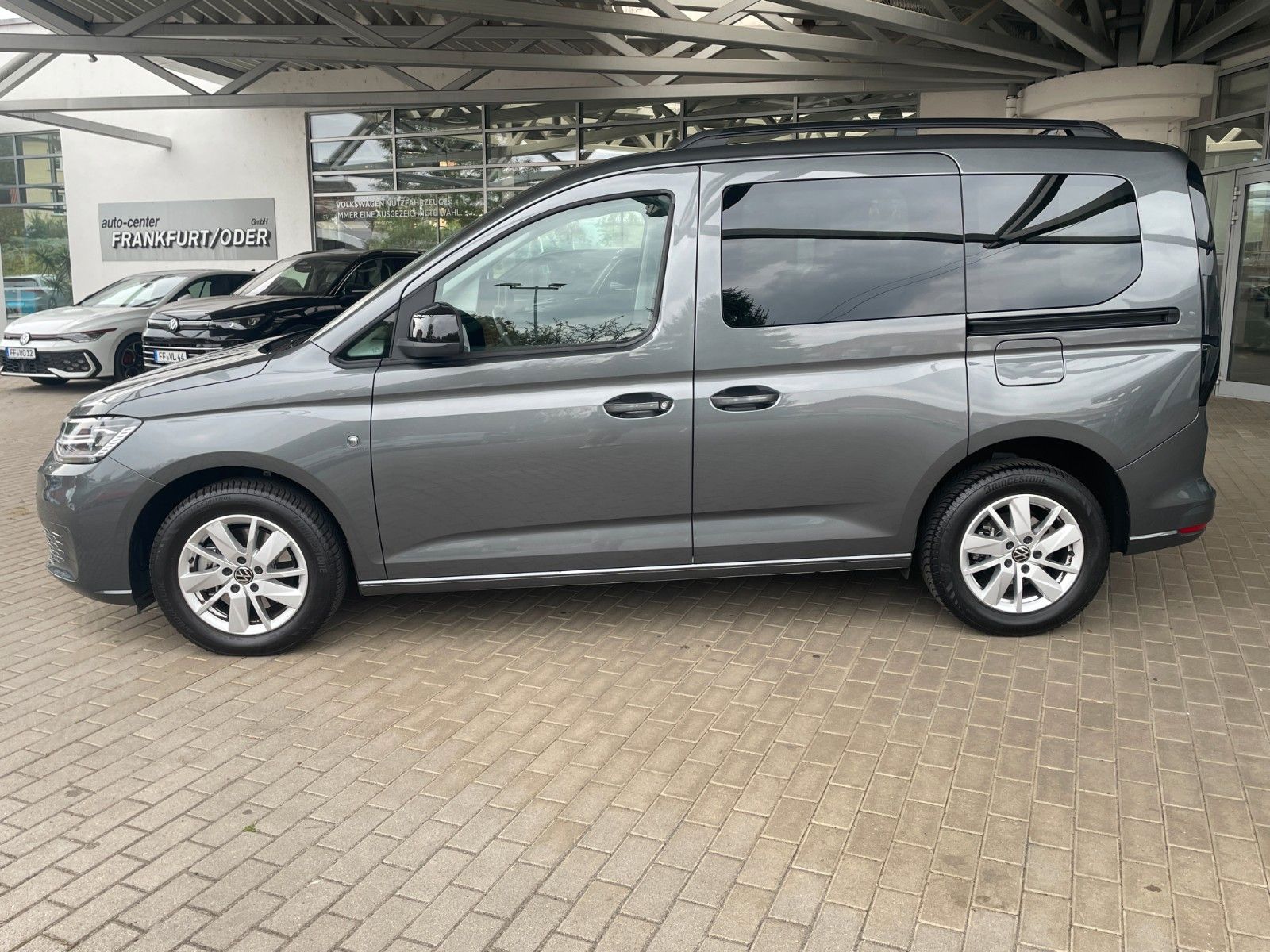 Volkswagen Caddy 2.0 TDI 90kW DSG Life foto 2