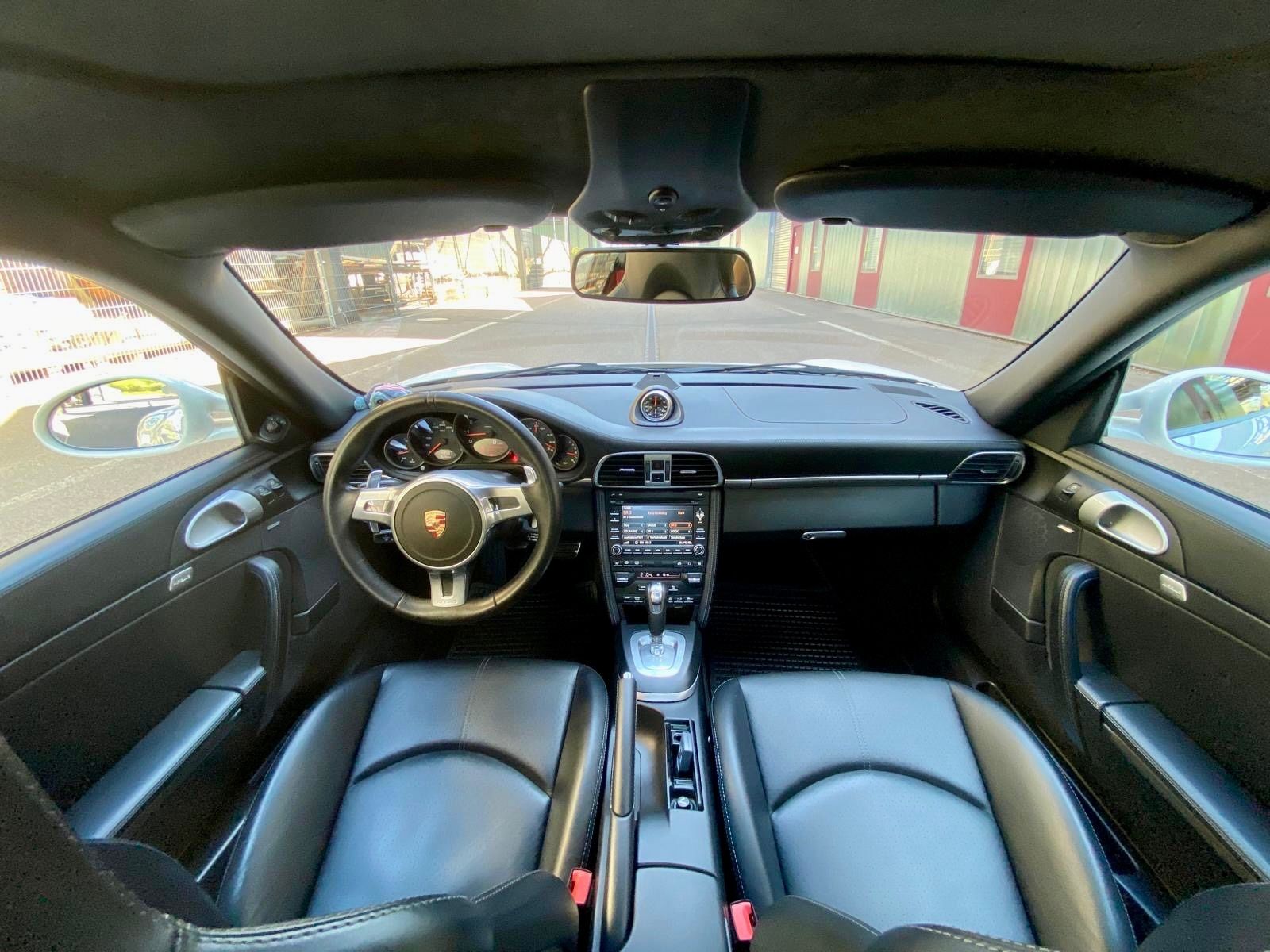 Porsche 911 997 Carrera 4 GTS Coupe, APPROVED 09/2026 foto 15