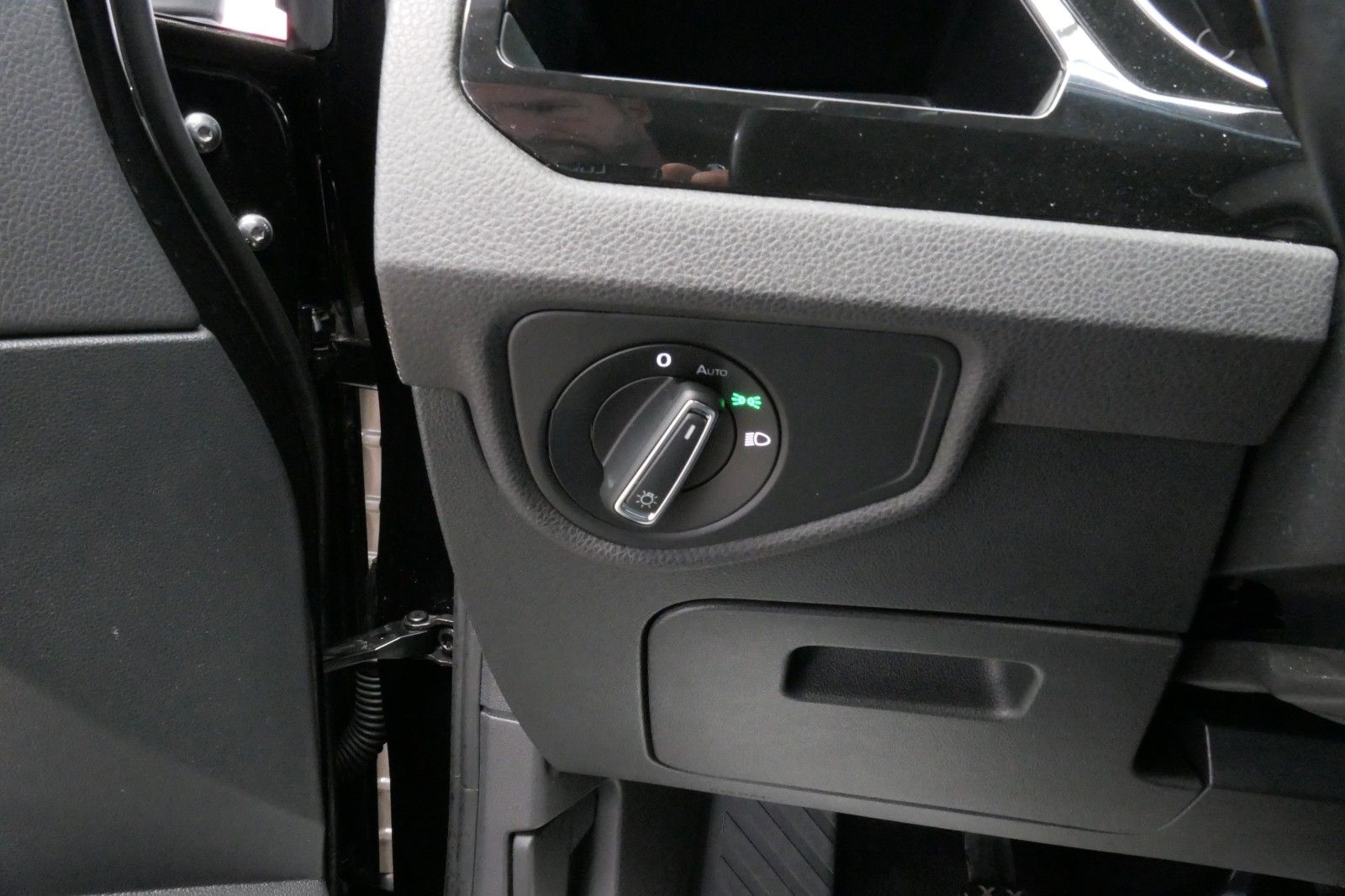 Volkswagen Touran Highline PDC/LED/ Kamera/ Alcantara foto 23