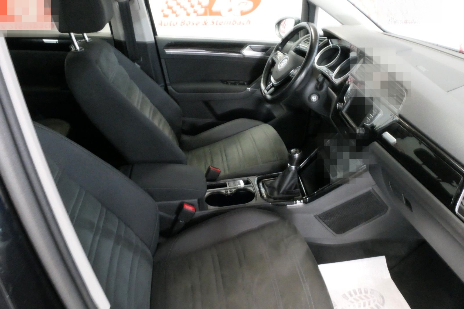 Volkswagen Touran Highline PDC/LED/ Kamera/ Alcantara foto 9