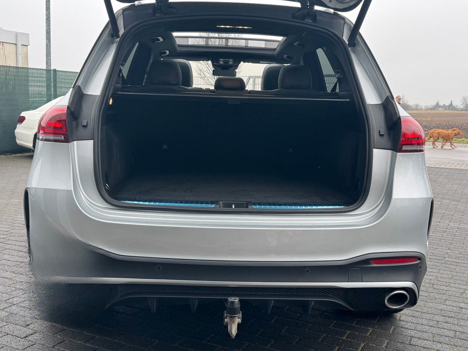 Mercedes-Benz GLE 350 de 4-Matic*2xAMG*PANO*MBUX*AHK*DISTRONIC foto 9