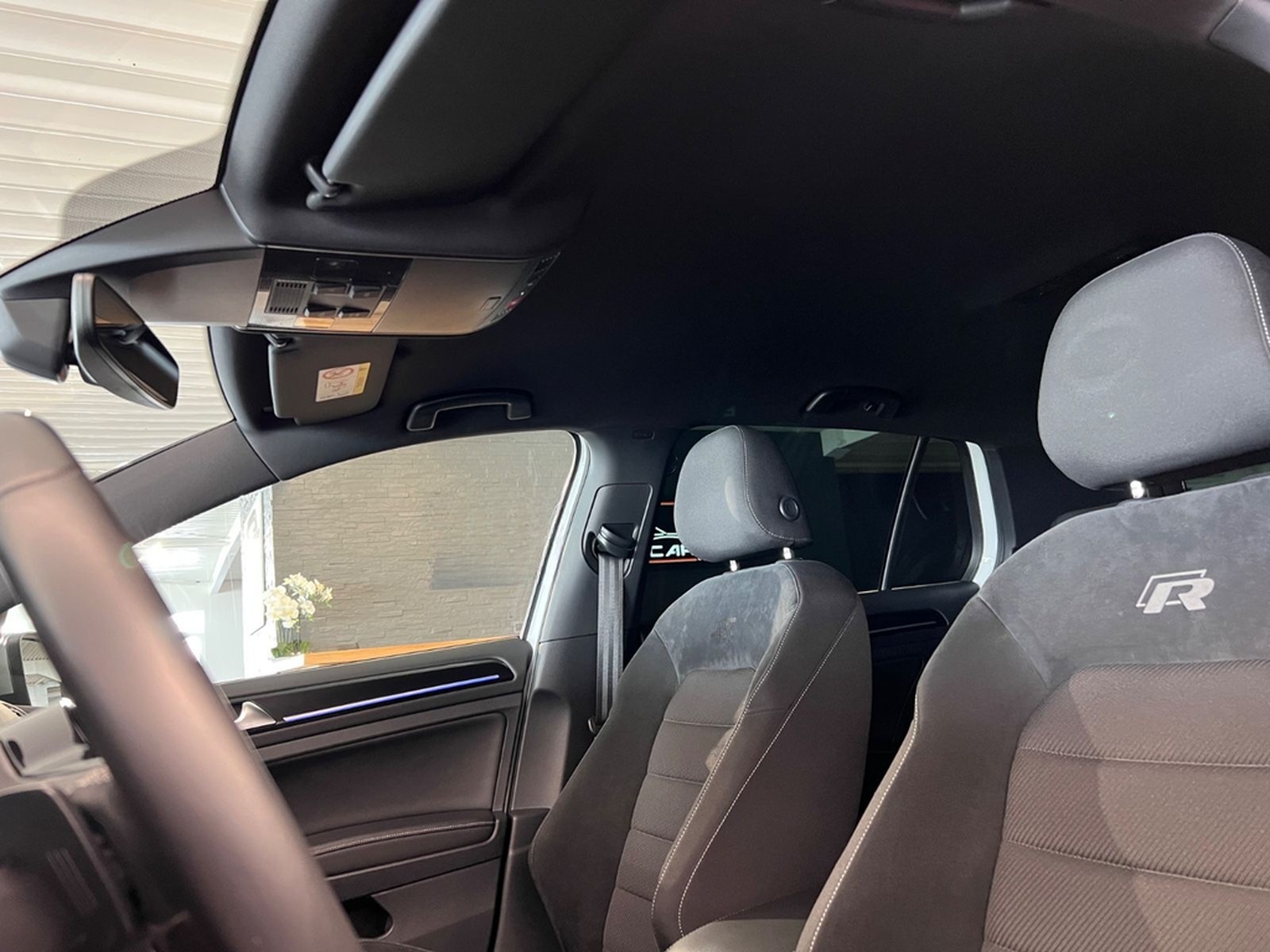 Volkswagen Golf 2.0TSI DSG 4MOTION R DCC KEYLESS DIGITAL foto 21