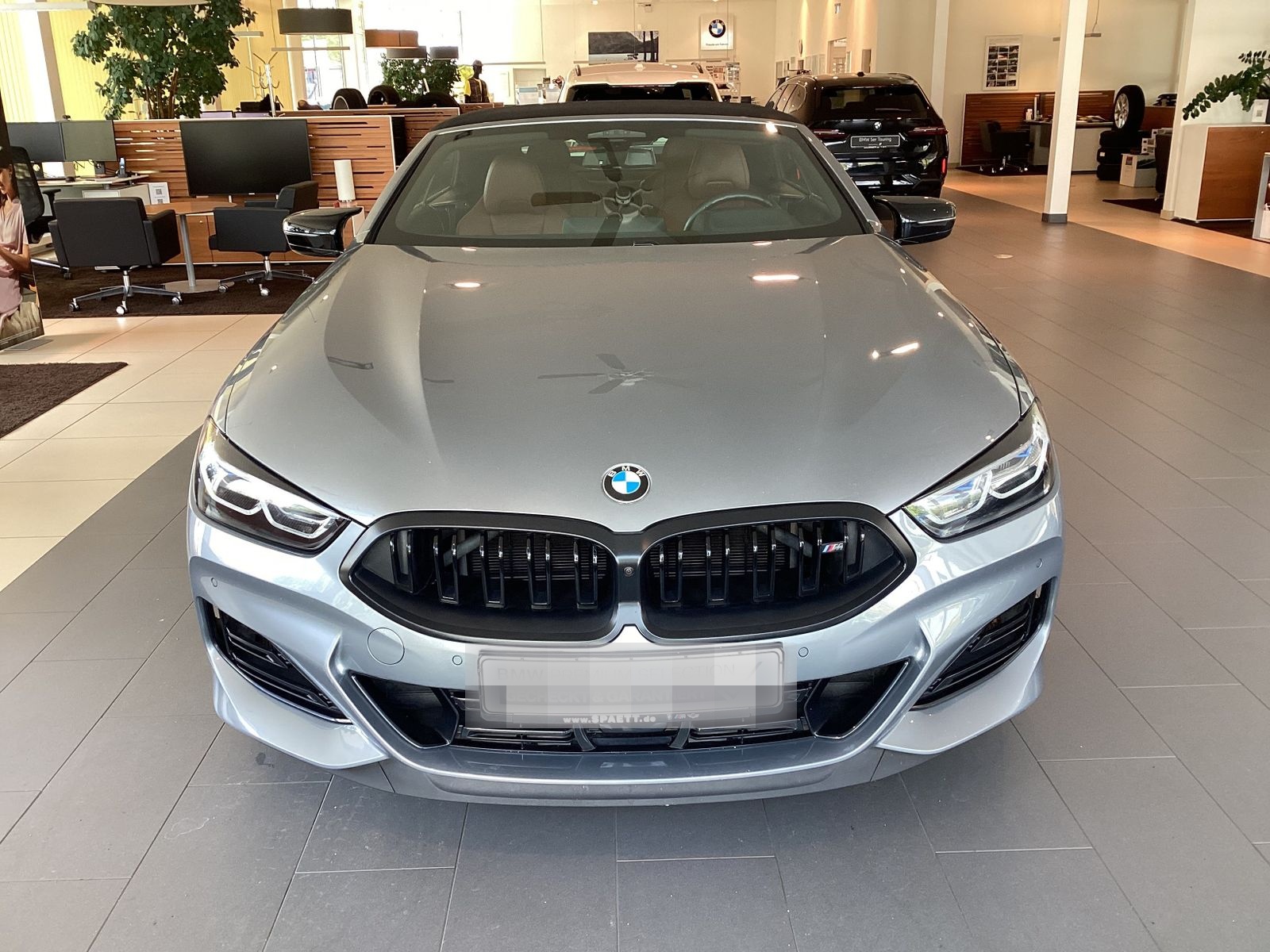 BMW M850i xDrive Cabrio B&W Surround DAB WLAN foto 4