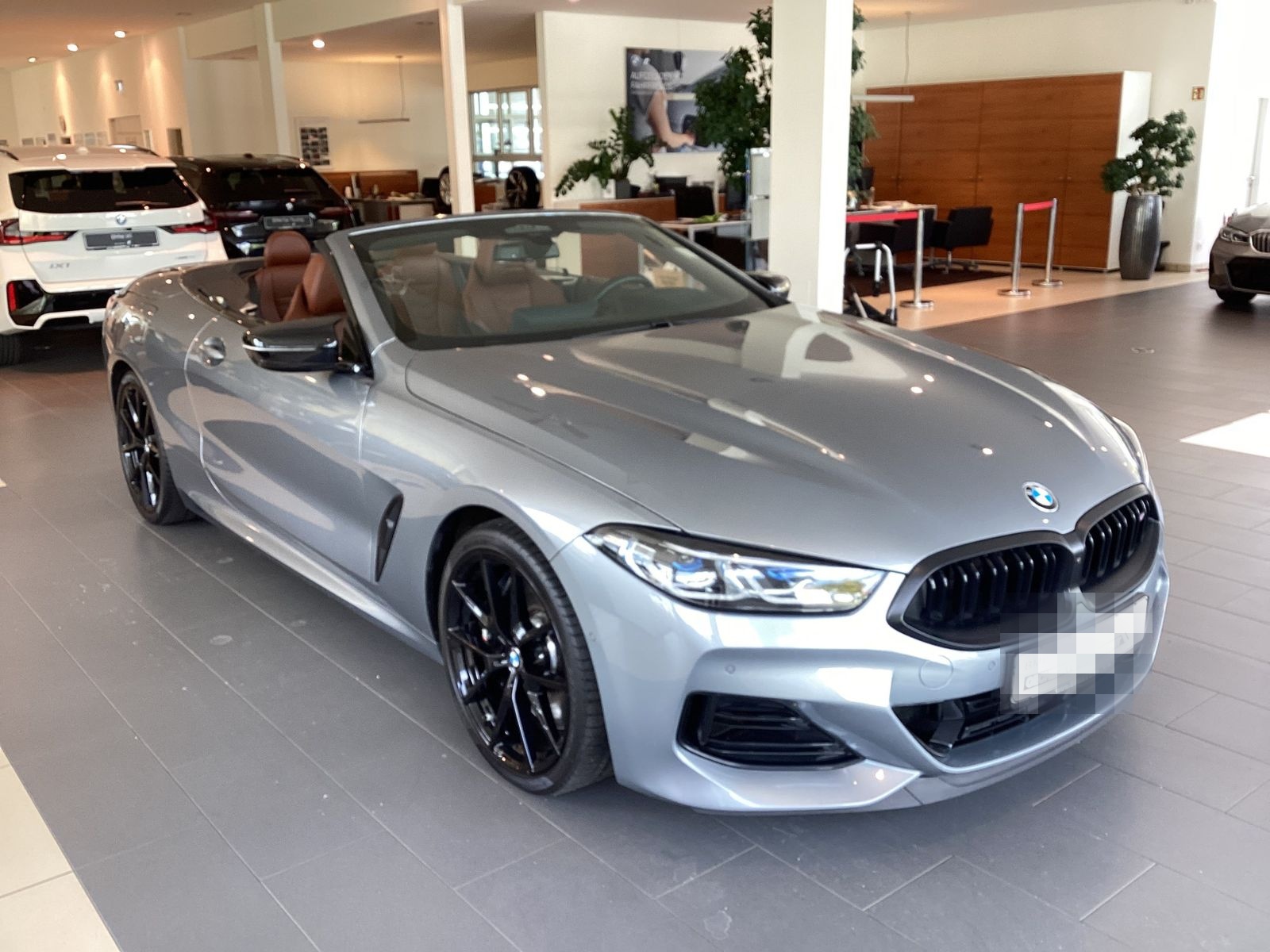 BMW M850i xDrive Cabrio B&W Surround DAB WLAN foto 5