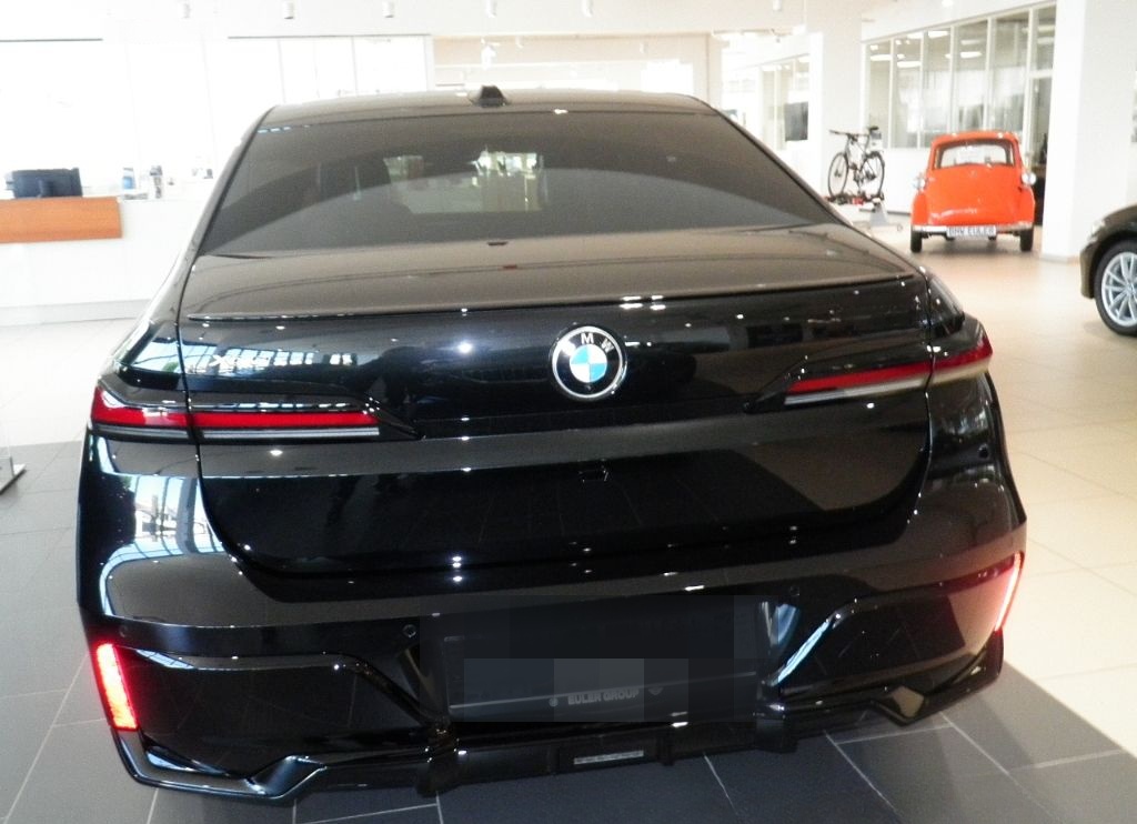 BMW 740 d xDrive Sportpaket HUD Luftfederung Niveau  foto 6