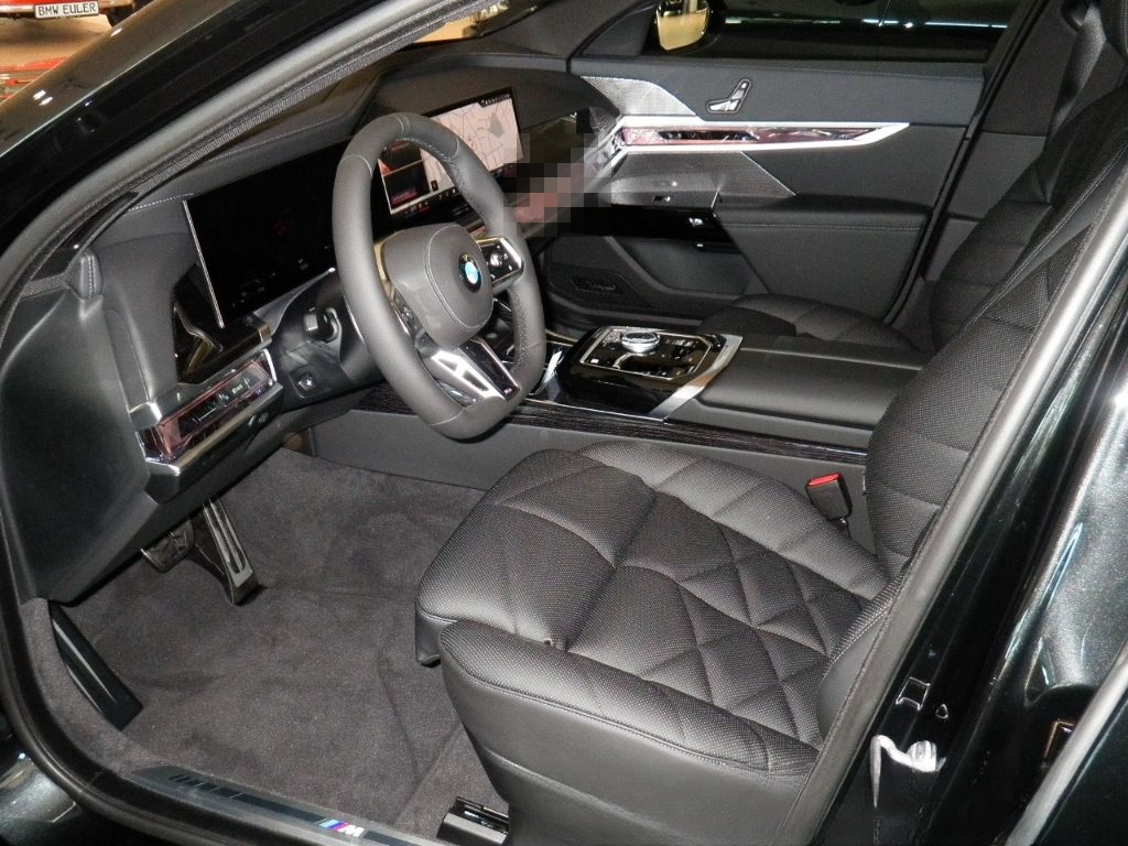 BMW 740 d xDrive Sportpaket HUD Luftfederung Niveau  foto 8