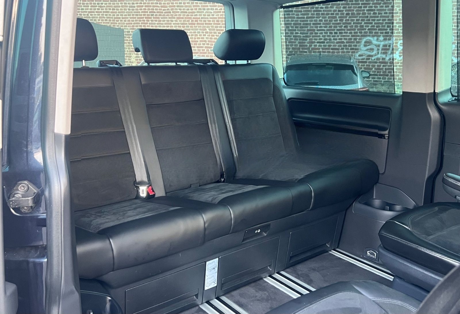 Volkswagen T6 Multivan Highline 4Motion 2.0 TDI foto 12