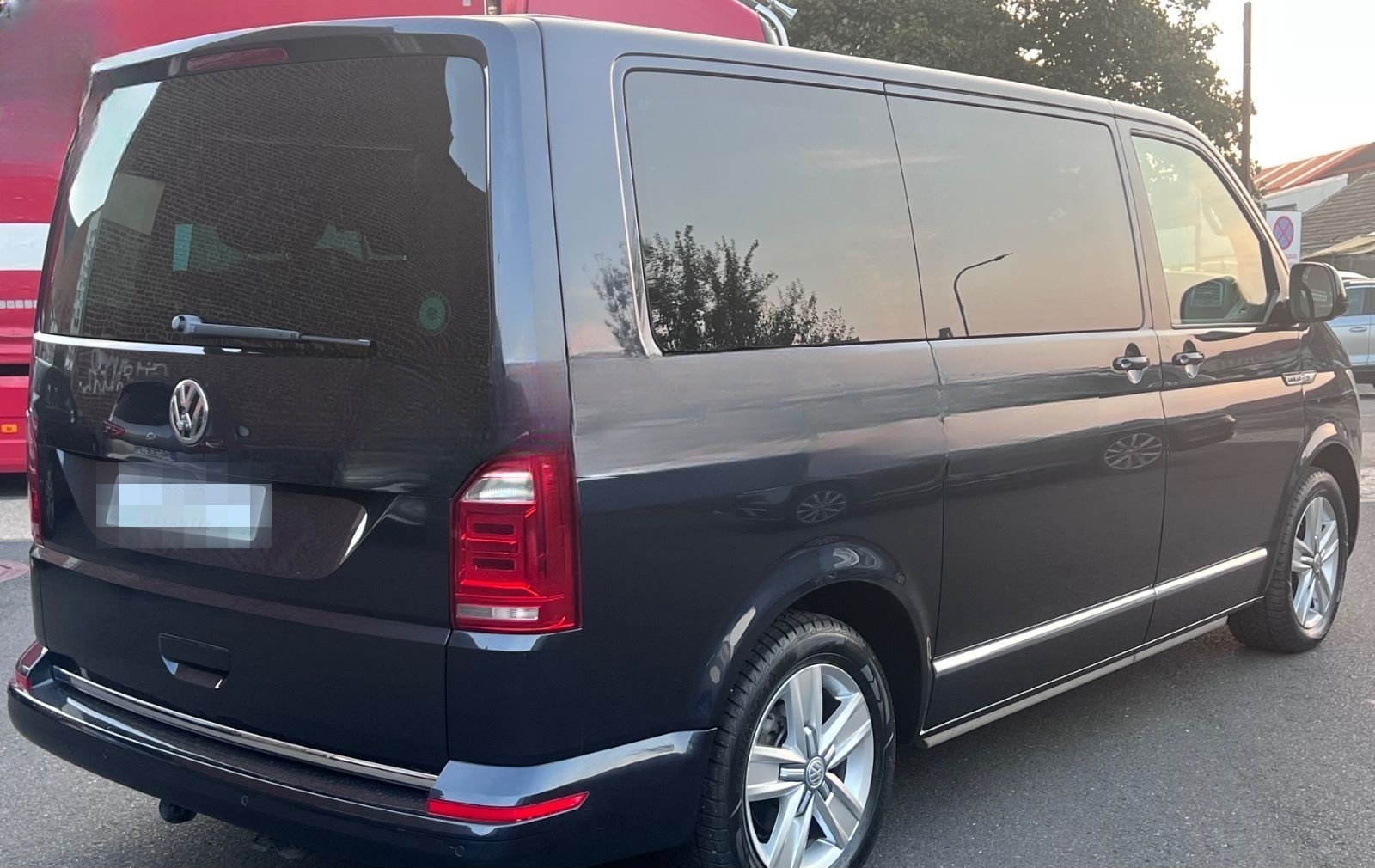 Volkswagen T6 Multivan Highline 4Motion 2.0 TDI foto 3