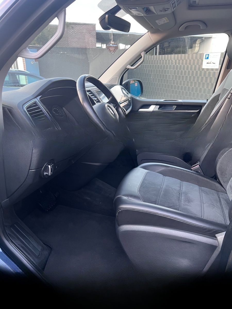 Volkswagen T6 Multivan Highline 4Motion 2.0 TDI foto 9